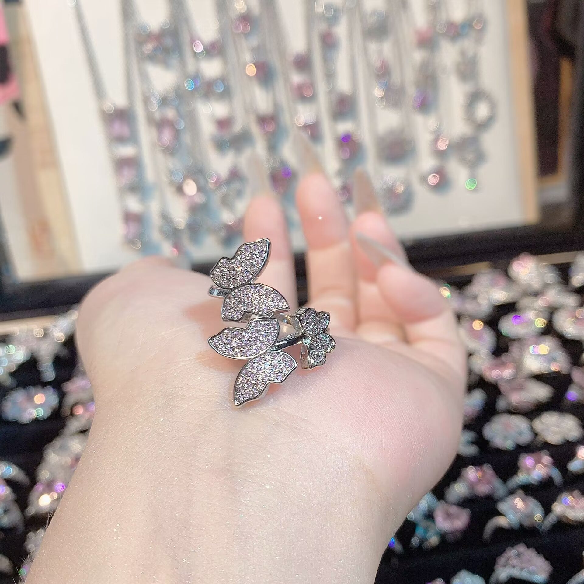 FENG SHUI - 32 Explosive high carbon diamond high quality ultra flash cherry blossom powder zirconium female ring collection advanced design sense ring