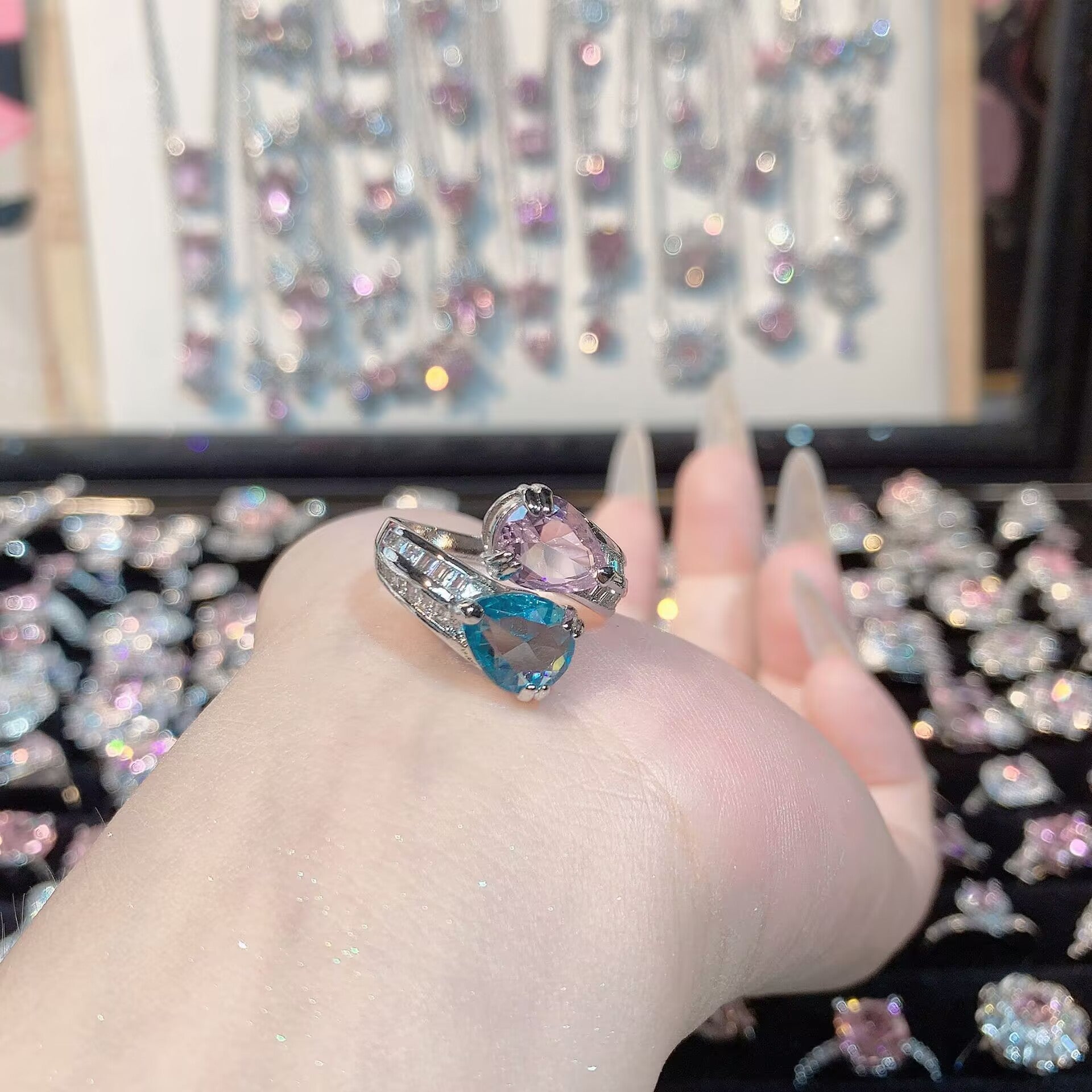 FENG SHUI - 32 Explosive high carbon diamond high quality ultra flash cherry blossom powder zirconium female ring collection advanced design sense ring