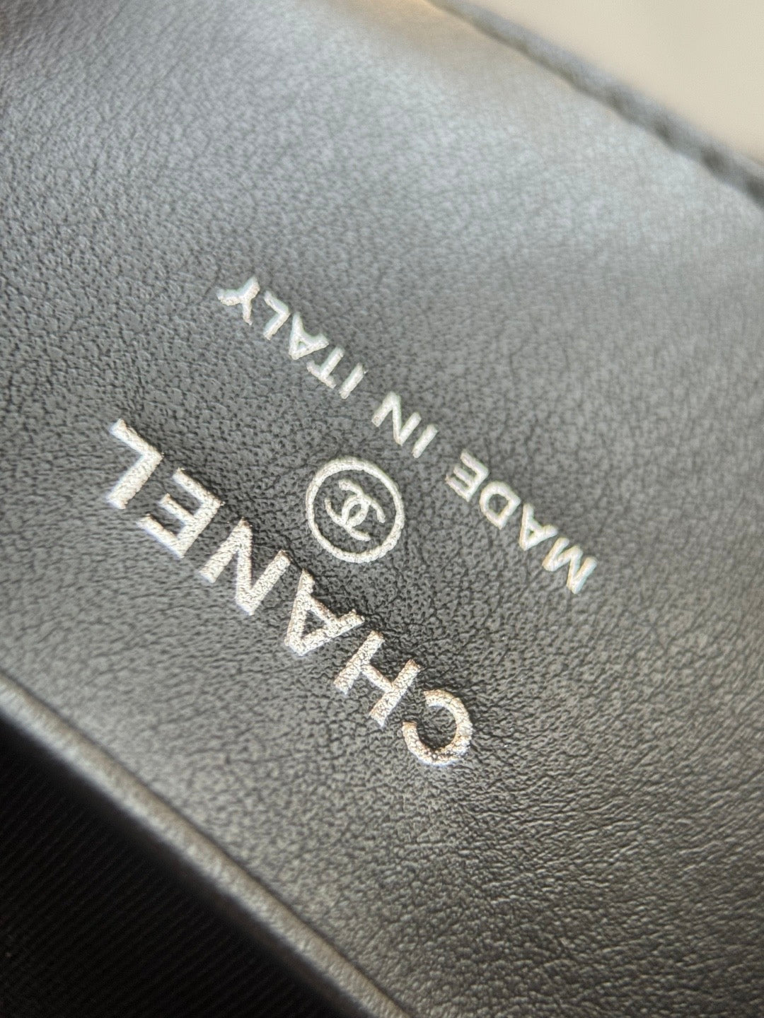 CHANEL-25B Starry Meteor Lunchbox Bag golden/sliver