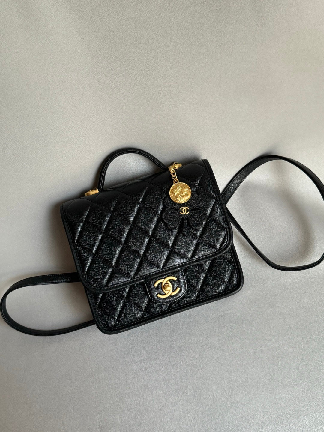 CHANEL-25B Affinity Duma Backpack golden/sliver