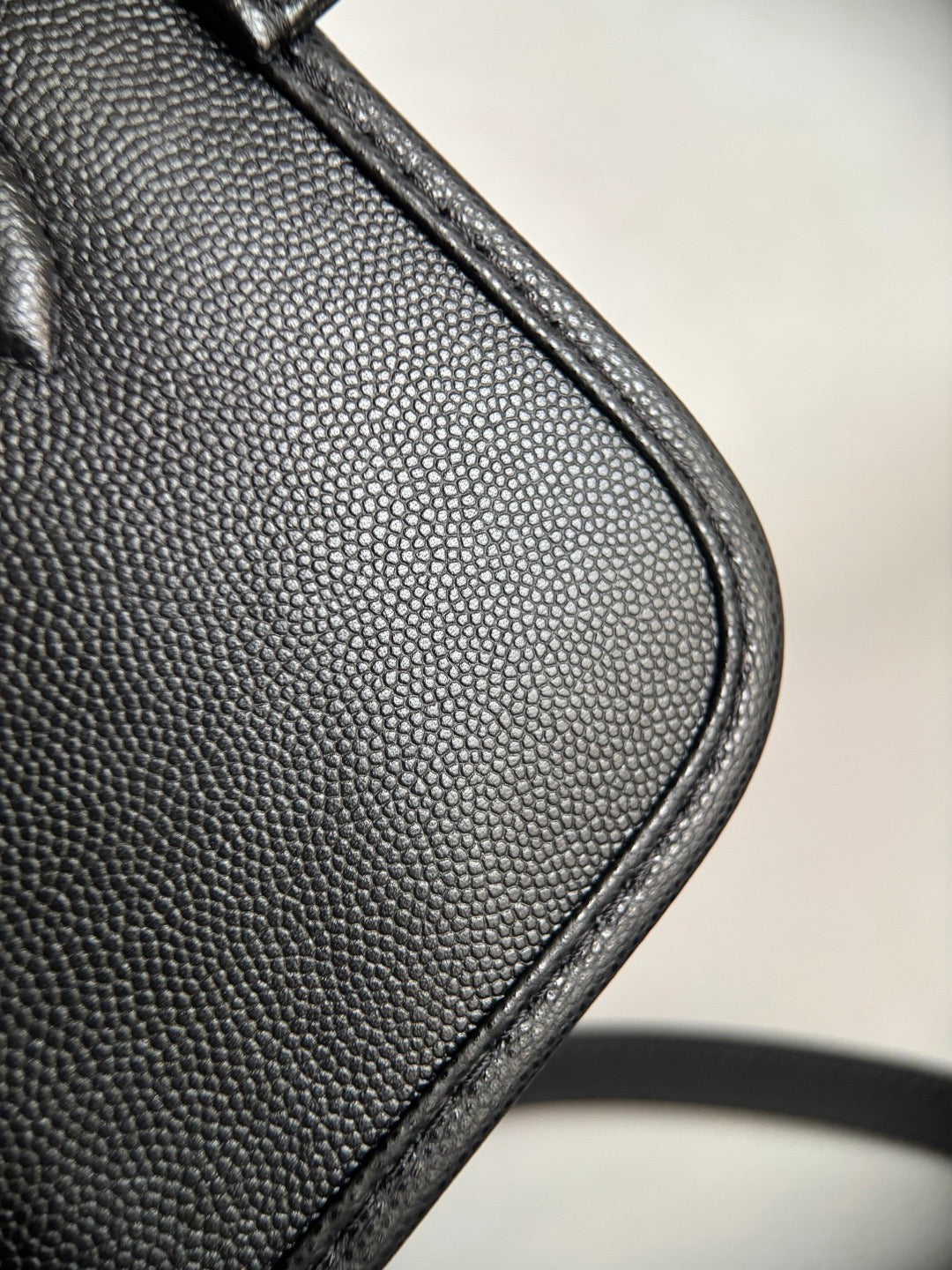 CHANEL-25B Affinity Duma Backpack golden/sliver