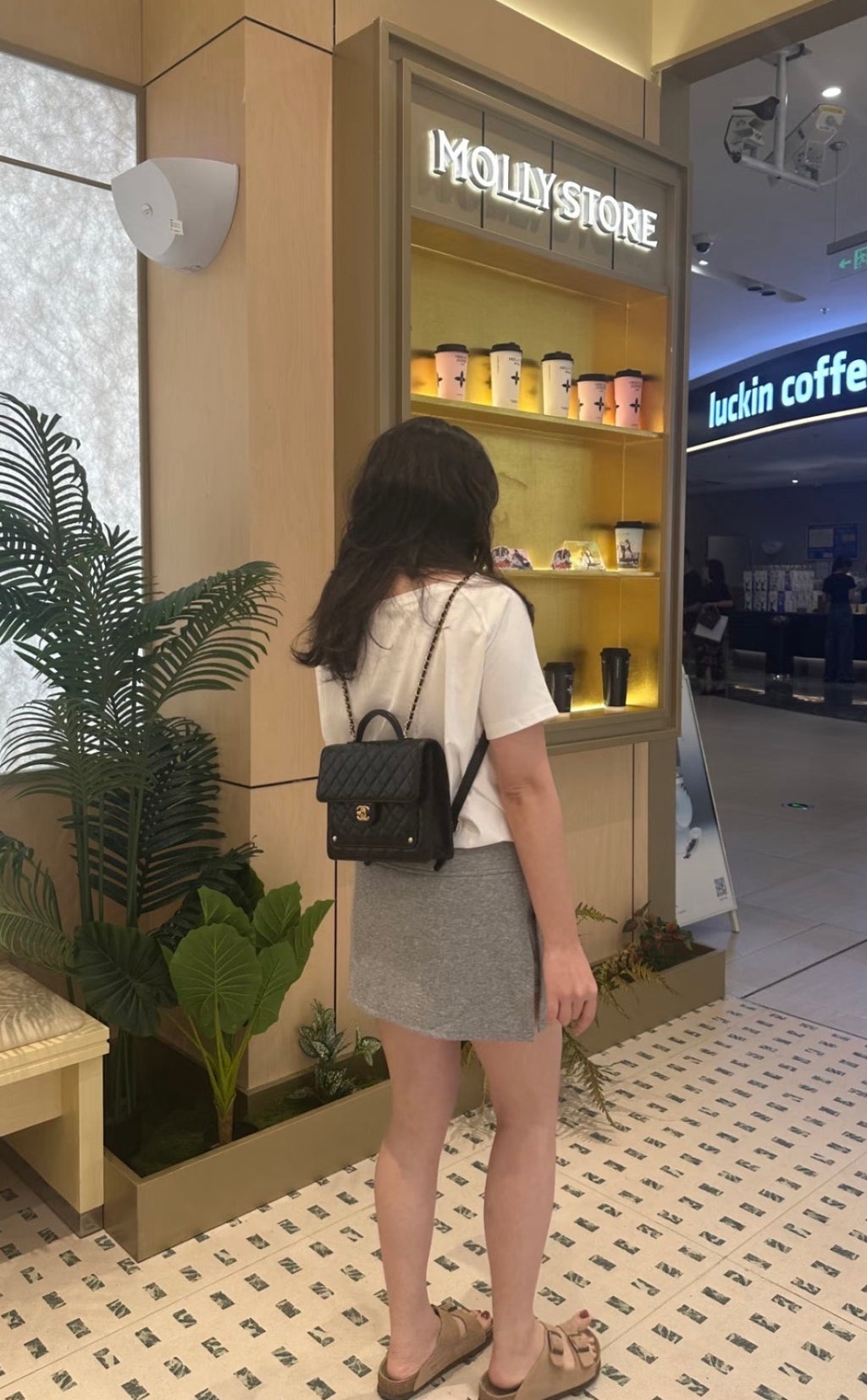 CHANEL-25B Affinity Duma golden/sliver