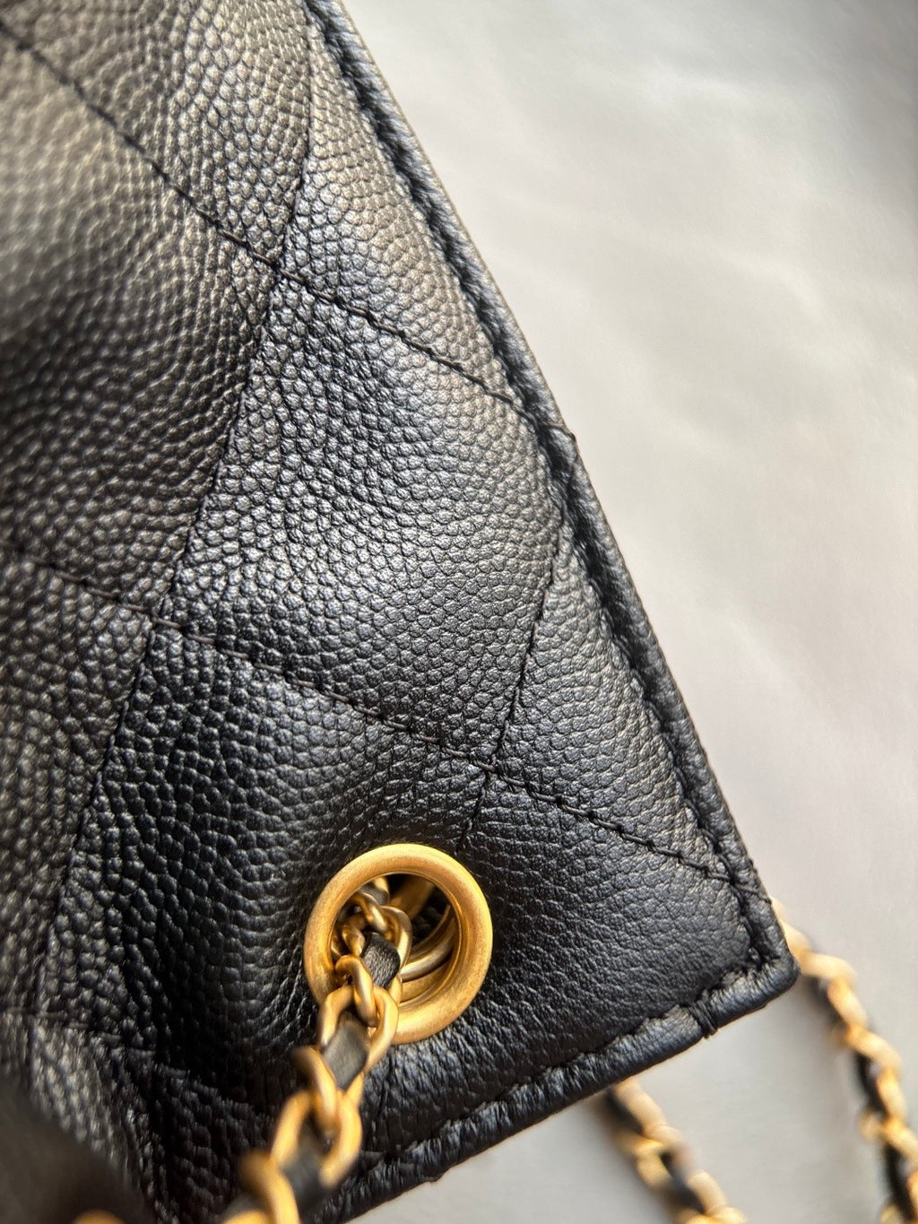 CHANEL-25B Handle BAG golden/sliver