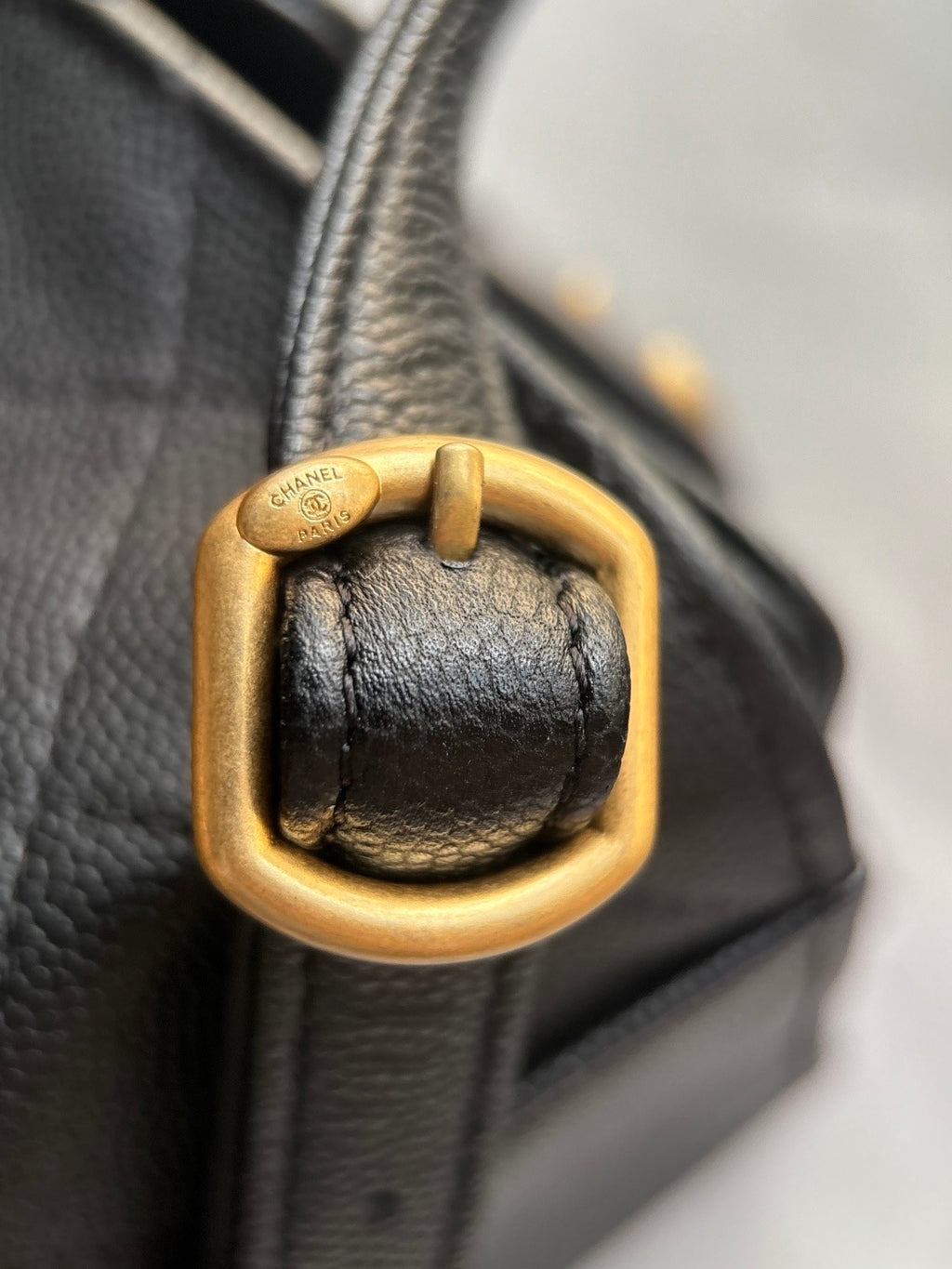 CHANEL-25B Handle BAG golden/sliver