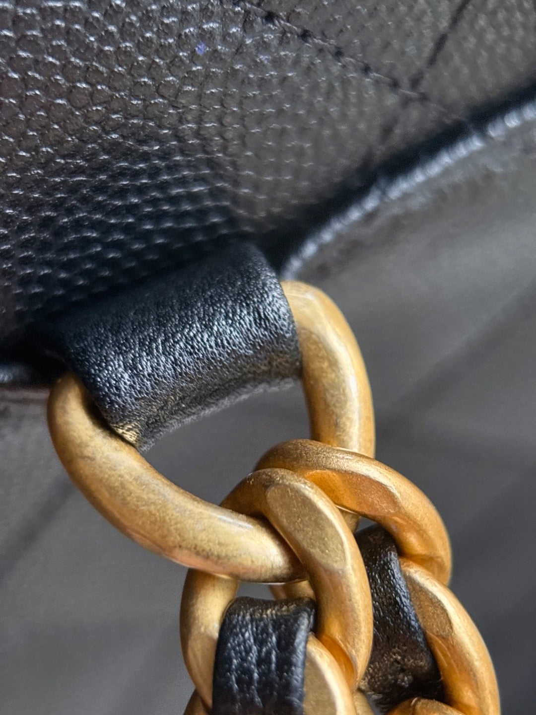 CHANEL-25B backpack golden/sliver