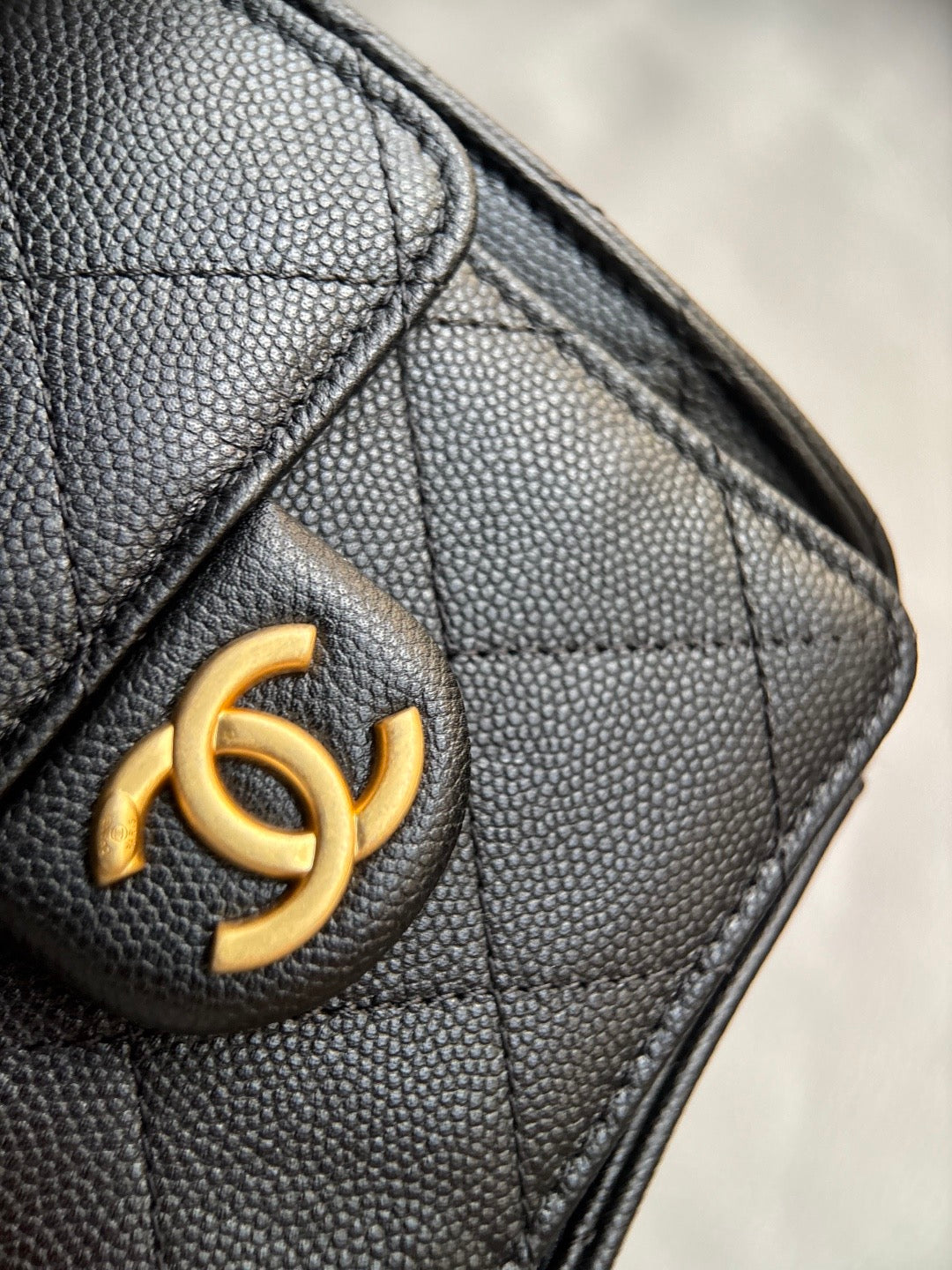 CHANEL-25B backpack golden/sliver