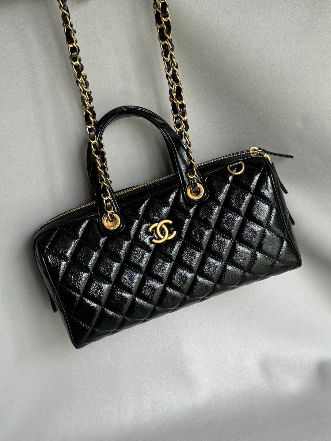 CHANEL-25a Maxi Bowing bag golden/sliver