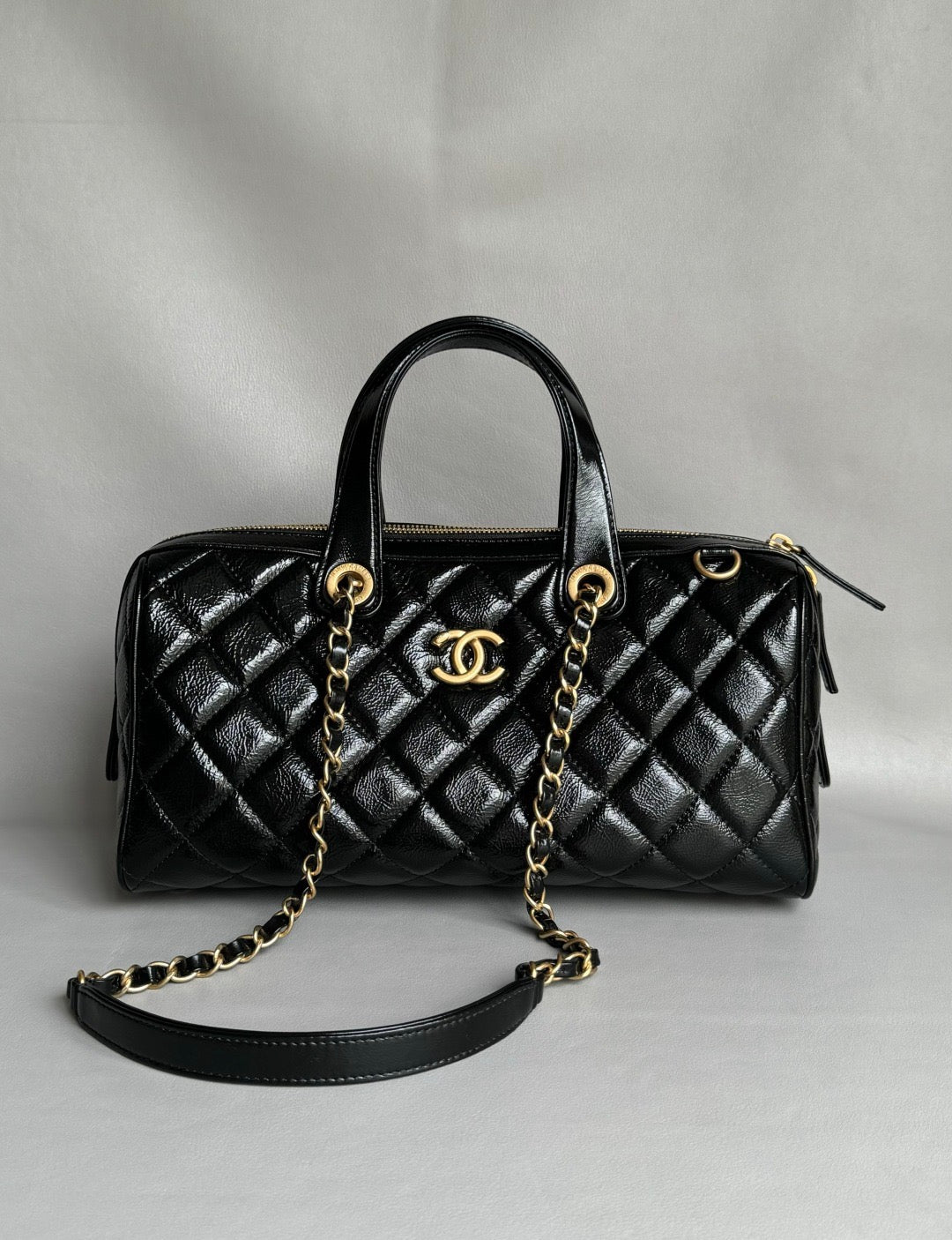 CHANEL-25a Maxi Bowing bag golden/sliver