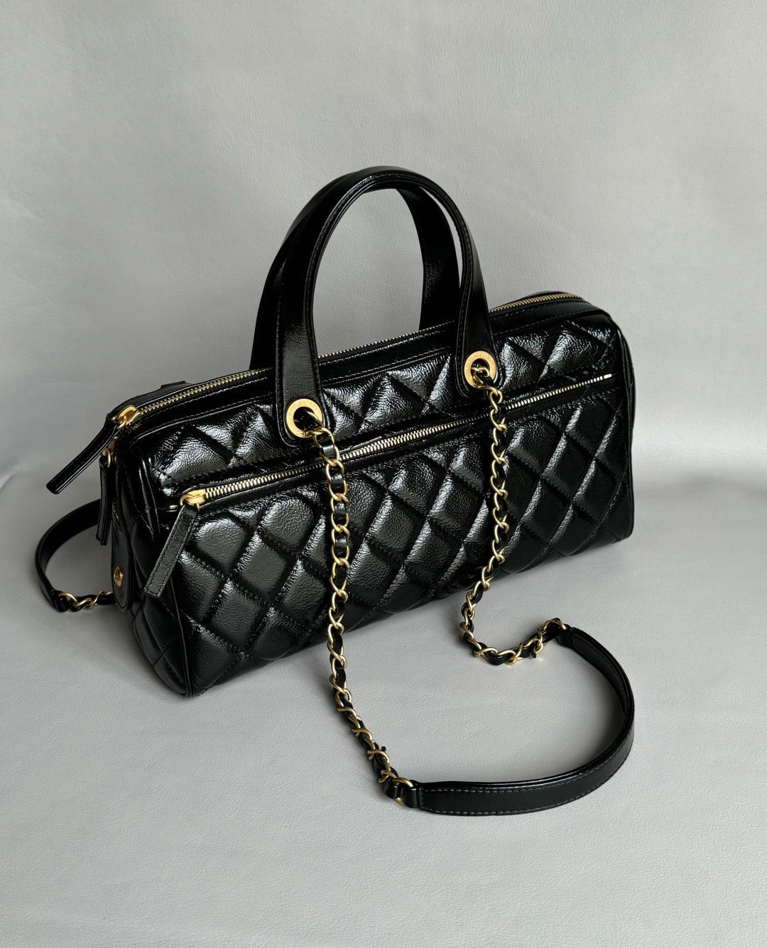 CHANEL-25a Maxi Bowing bag golden/sliver