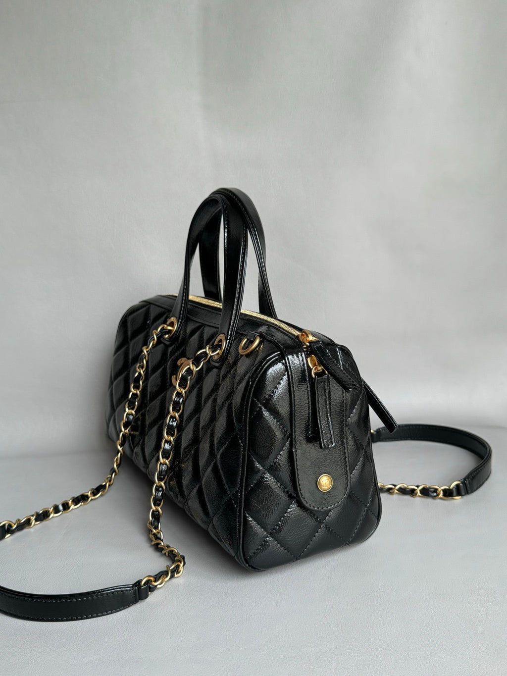 CHANEL-25a Maxi Bowing bag golden/sliver