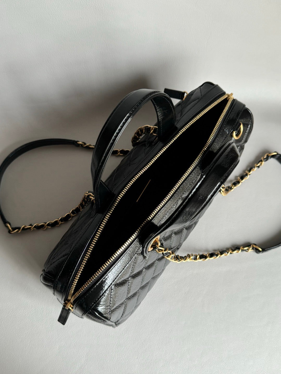 CHANEL-25a Maxi Bowing bag golden/sliver