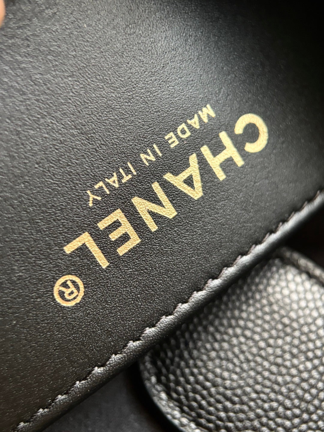 CHANEL-25B backpack golden/sliver