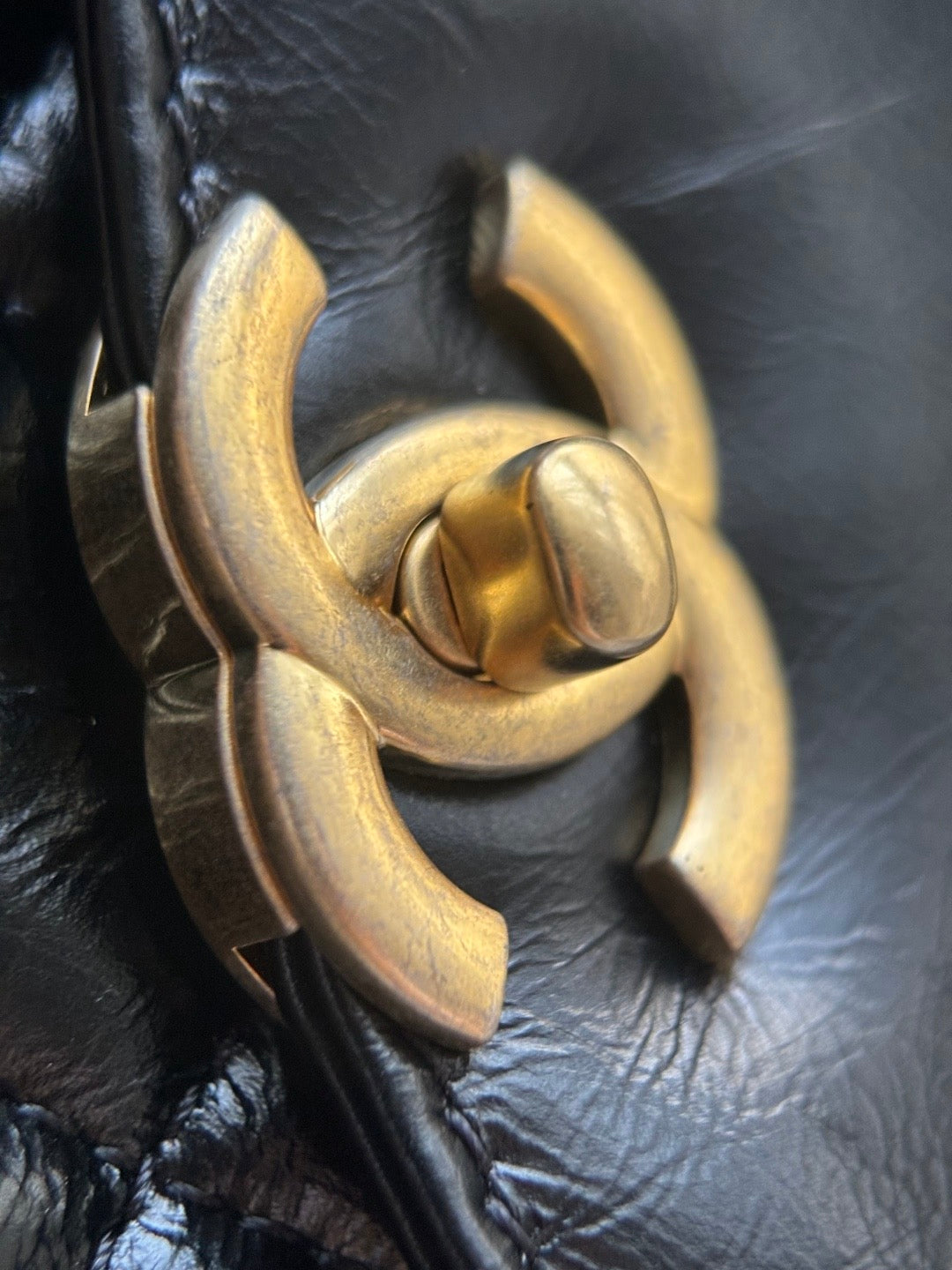 CHANEL-25C kelly with handle golden/sliver