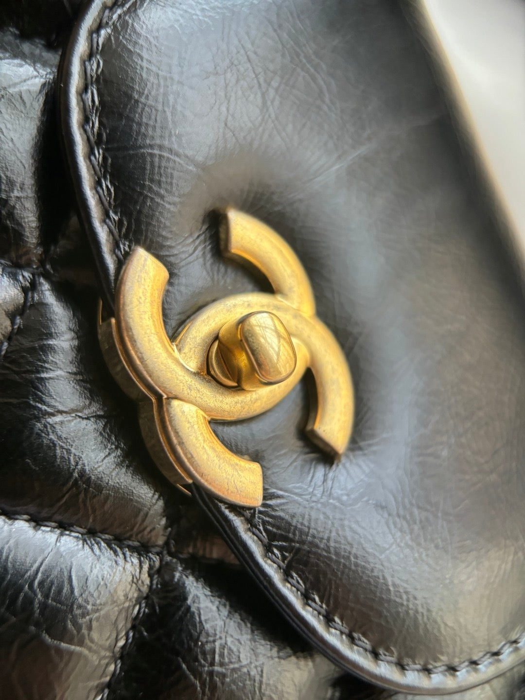 CHANEL-25C kelly with handle golden/sliver