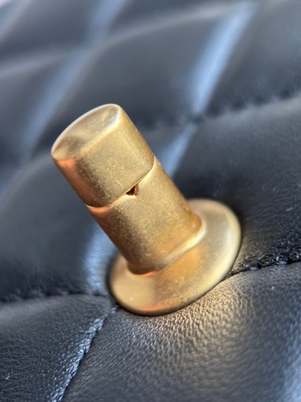 CHANEL-25A Kelly in Calfskin golden/sliver