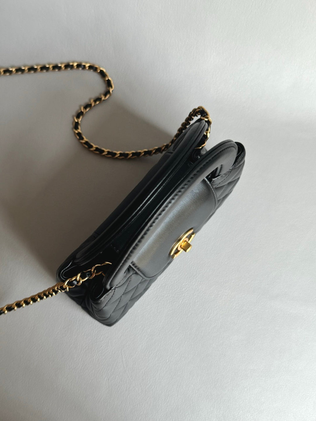 CHANEL-25A Kelly in Calfskin golden/sliver