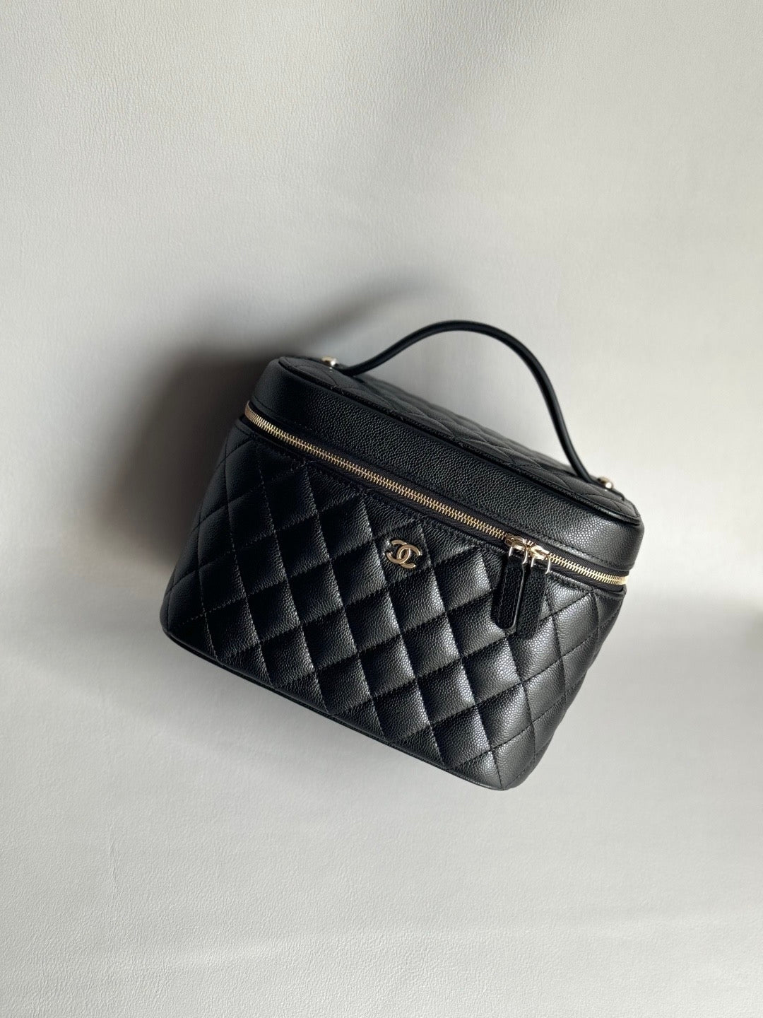 CHANEL-25C bag golden/sliver