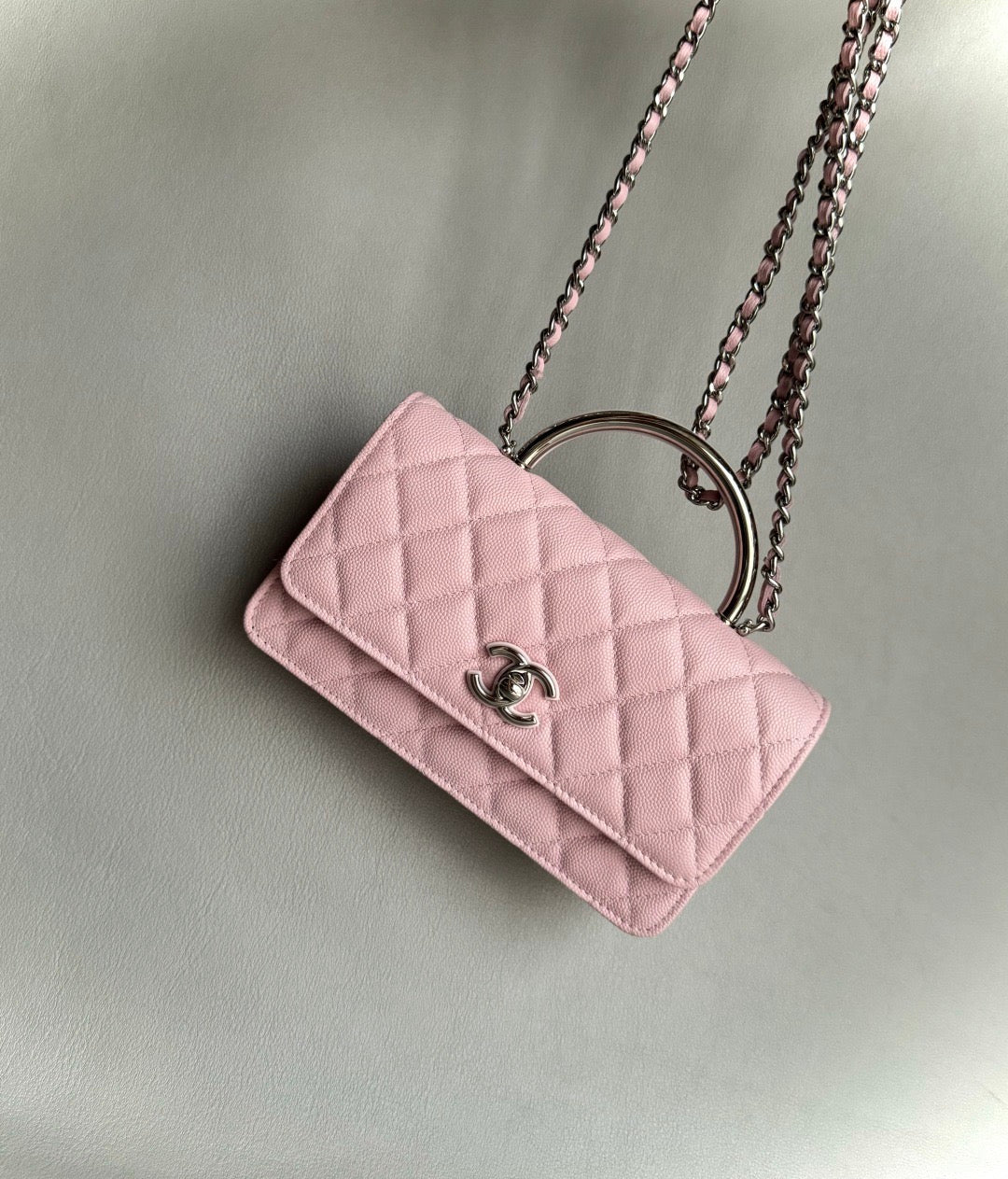 CHANEL-25PFaux Crocodile Wallet golden/sliver