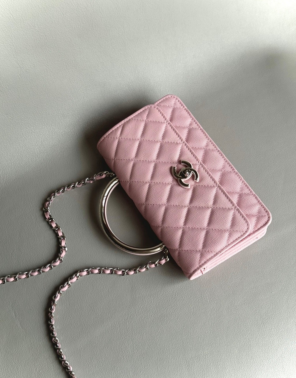 CHANEL-25PFaux Crocodile Wallet golden/sliver