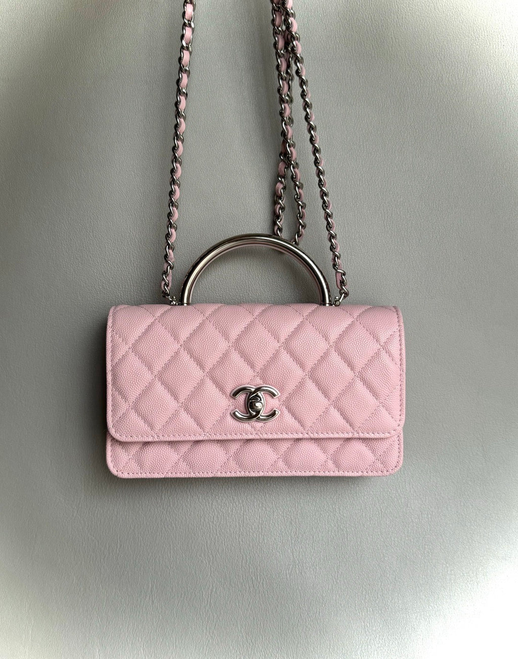 CHANEL-25PFaux Crocodile Wallet golden/sliver