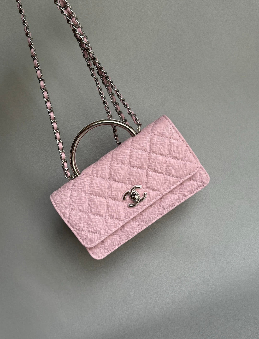 CHANEL-25PFaux Crocodile Wallet golden/sliver