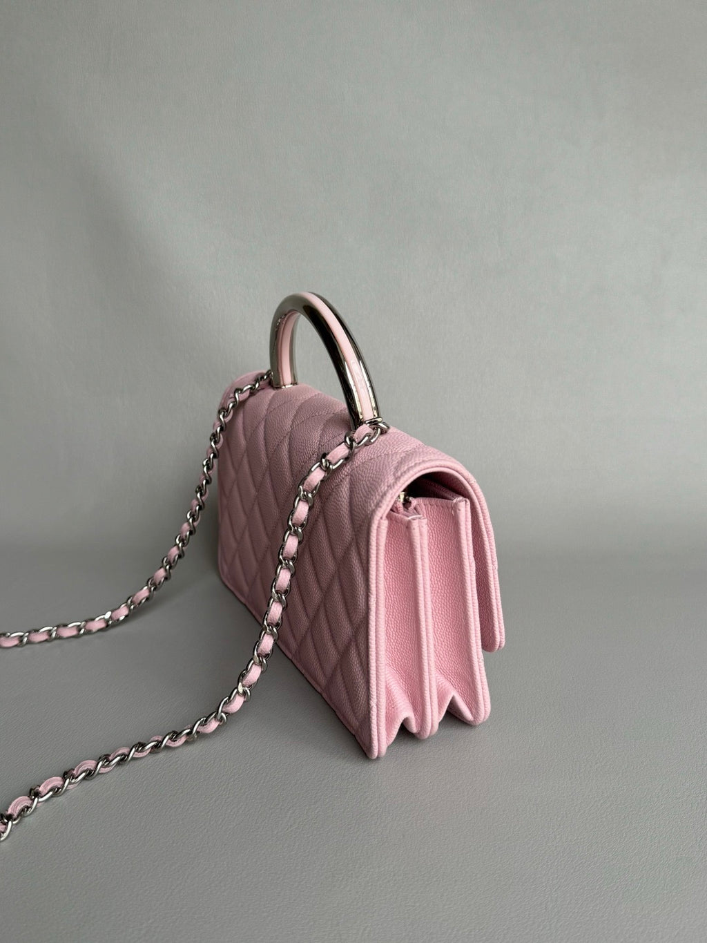 CHANEL-25PFaux Crocodile Wallet golden/sliver