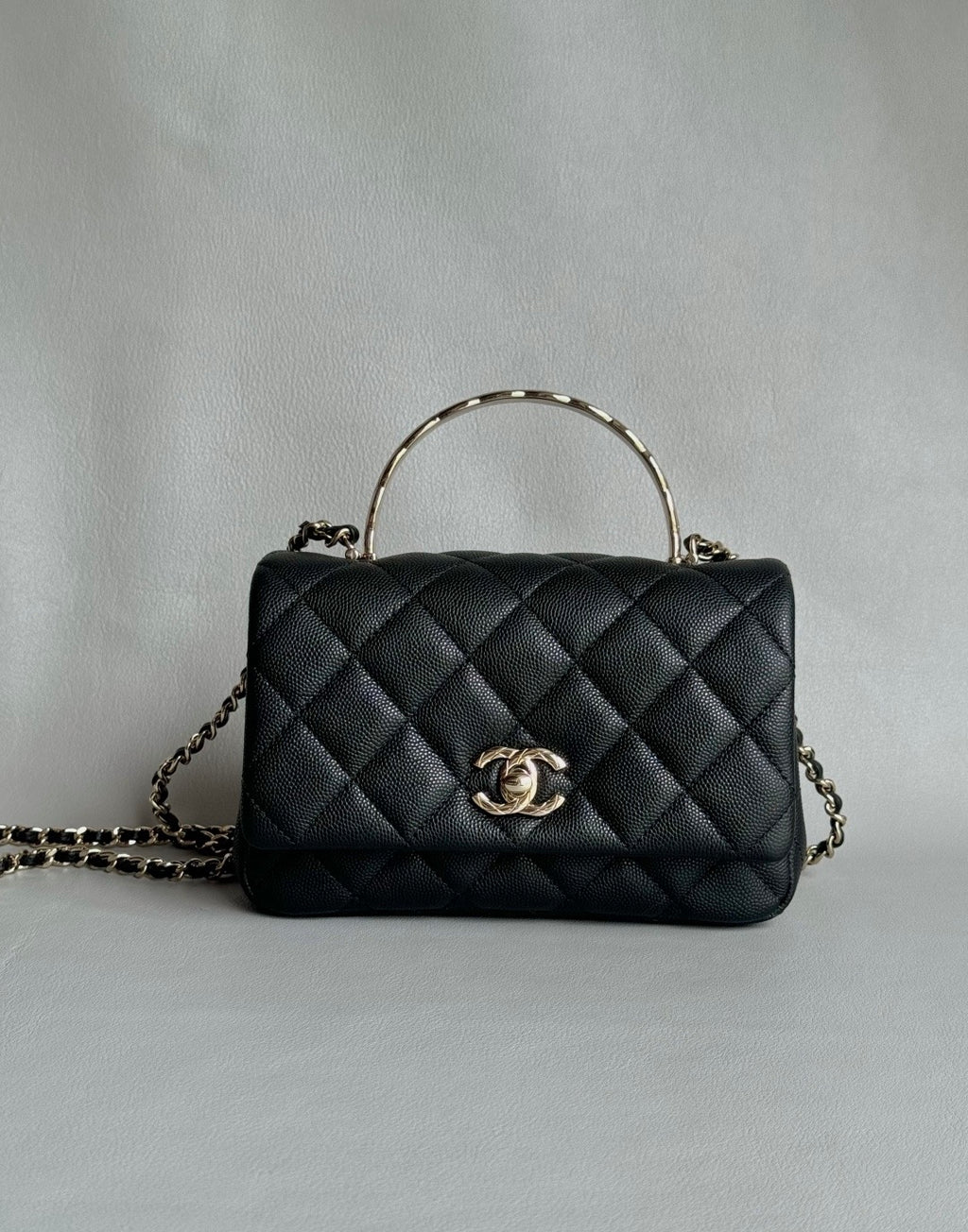 CHANEL-25S Crush Handle  golden/sliver