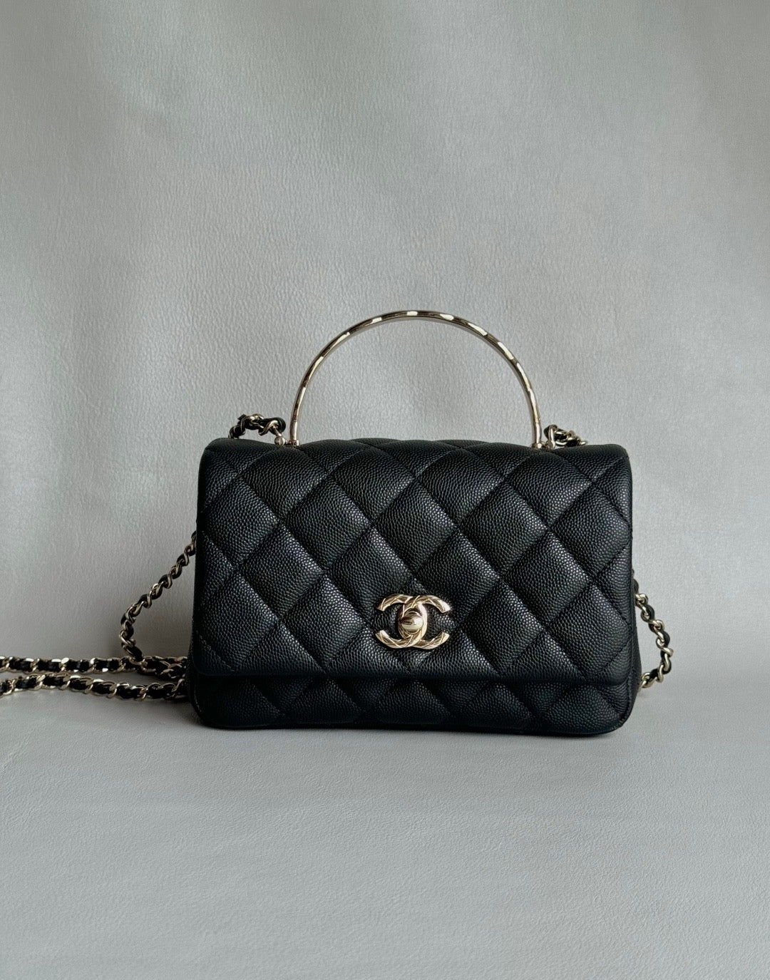 CHANEL-25S Crush Handle  golden/sliver