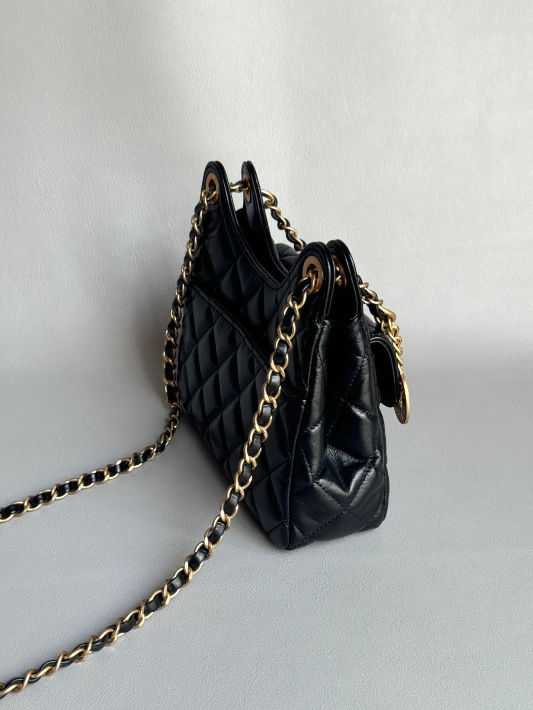 CHANEL-25S Holo bag  golden/sliver