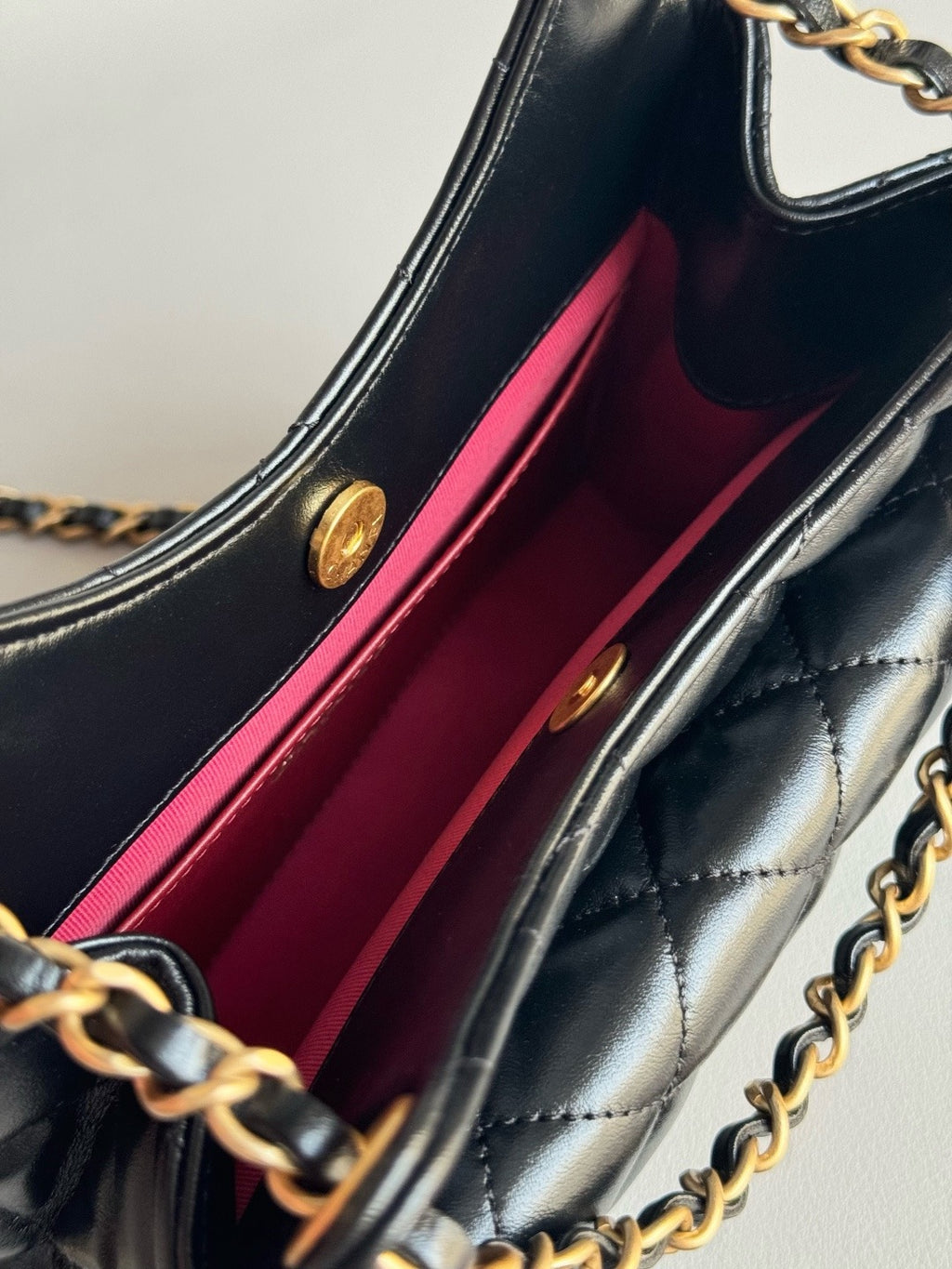 CHANEL-25S Holo bag  golden/sliver