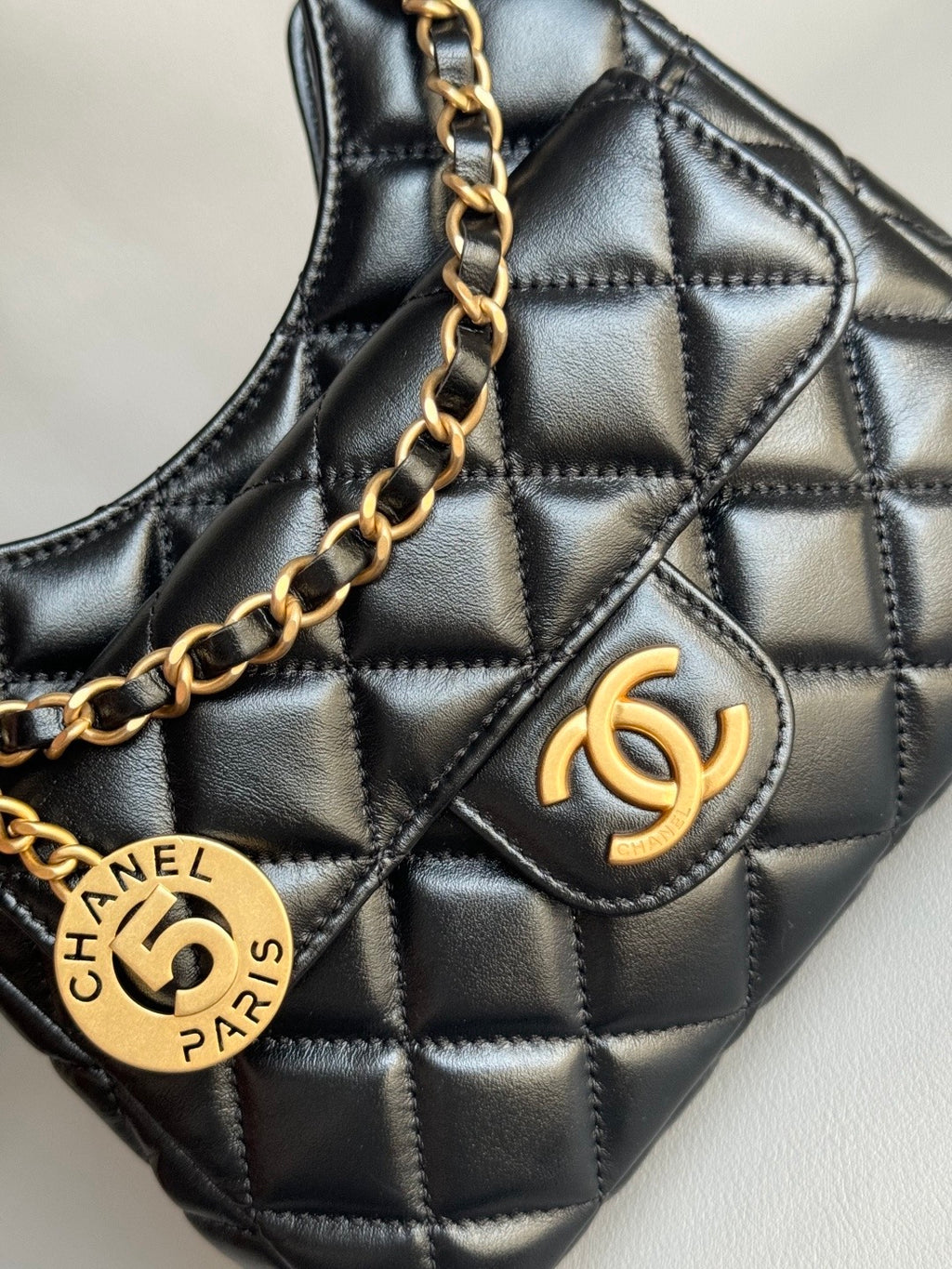 CHANEL-25S Holo bag  golden/sliver