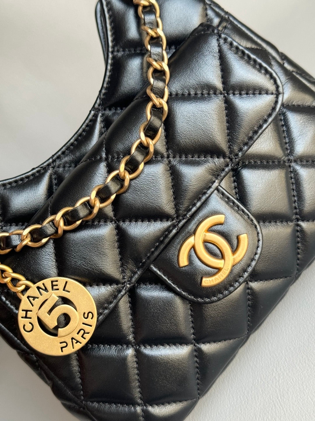 CHANEL-25S Holo bag  golden/sliver