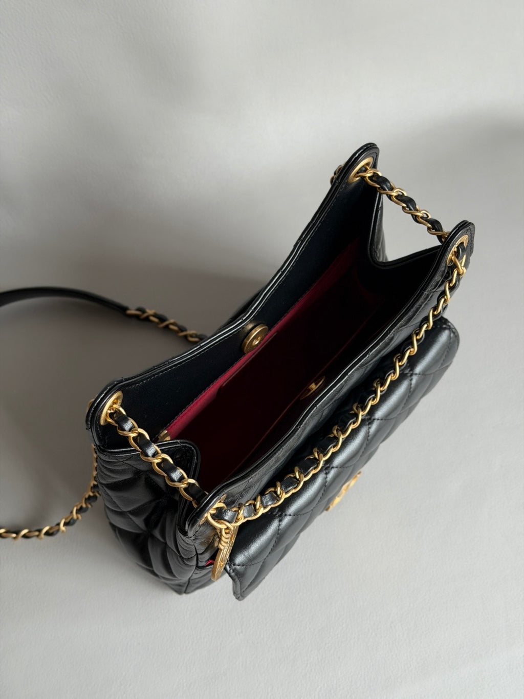 CHANEL-25S Holo bag  golden/sliver