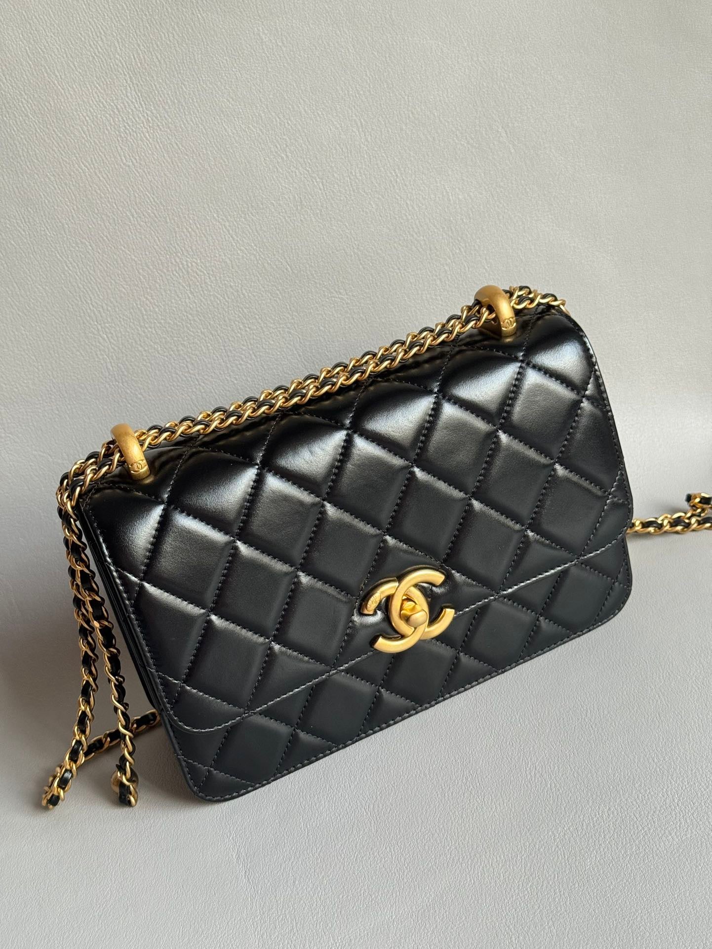 CHANEL-25S  Double Flap golden/sliver