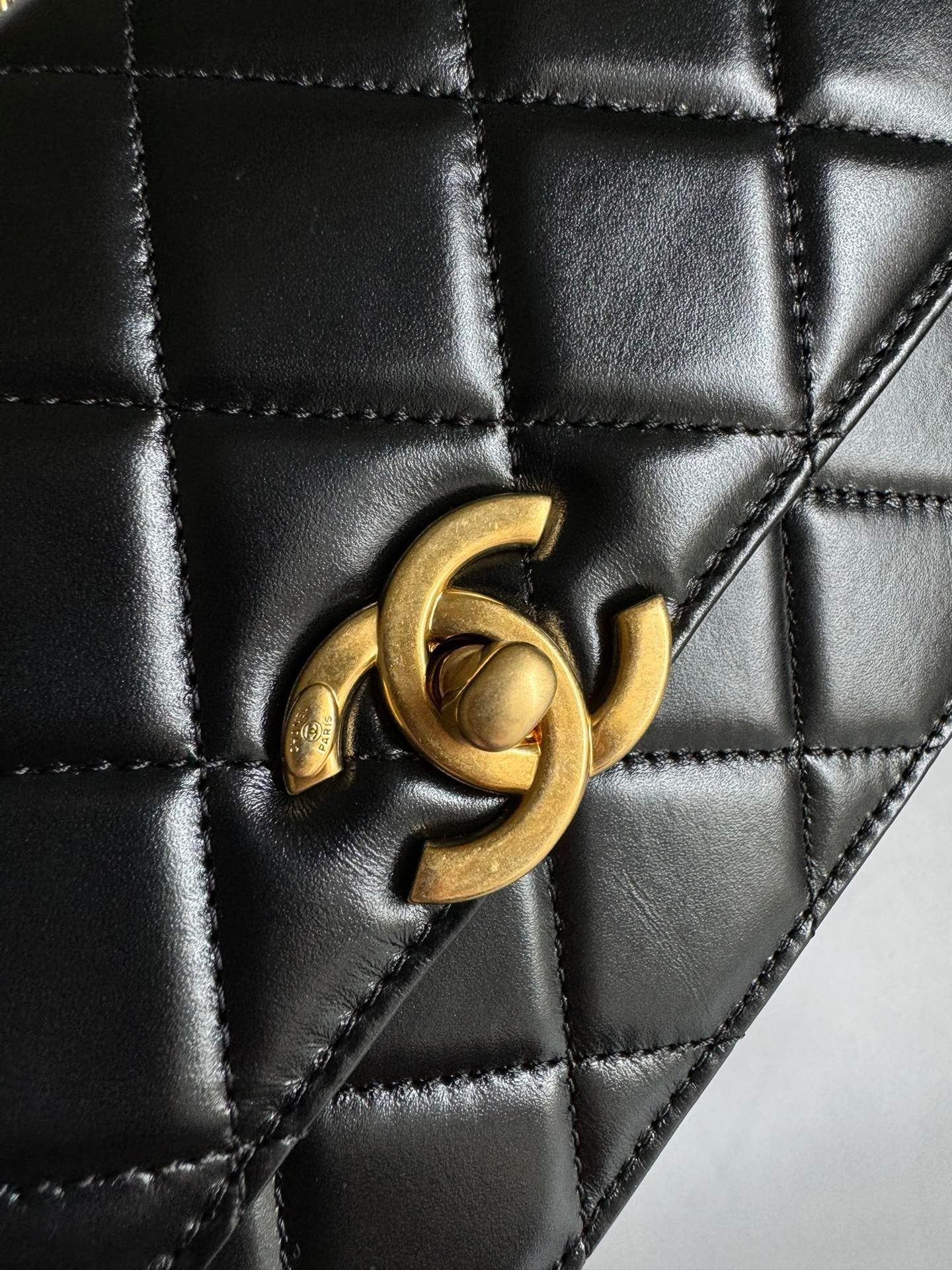 CHANEL-25S  Double Flap golden/sliver