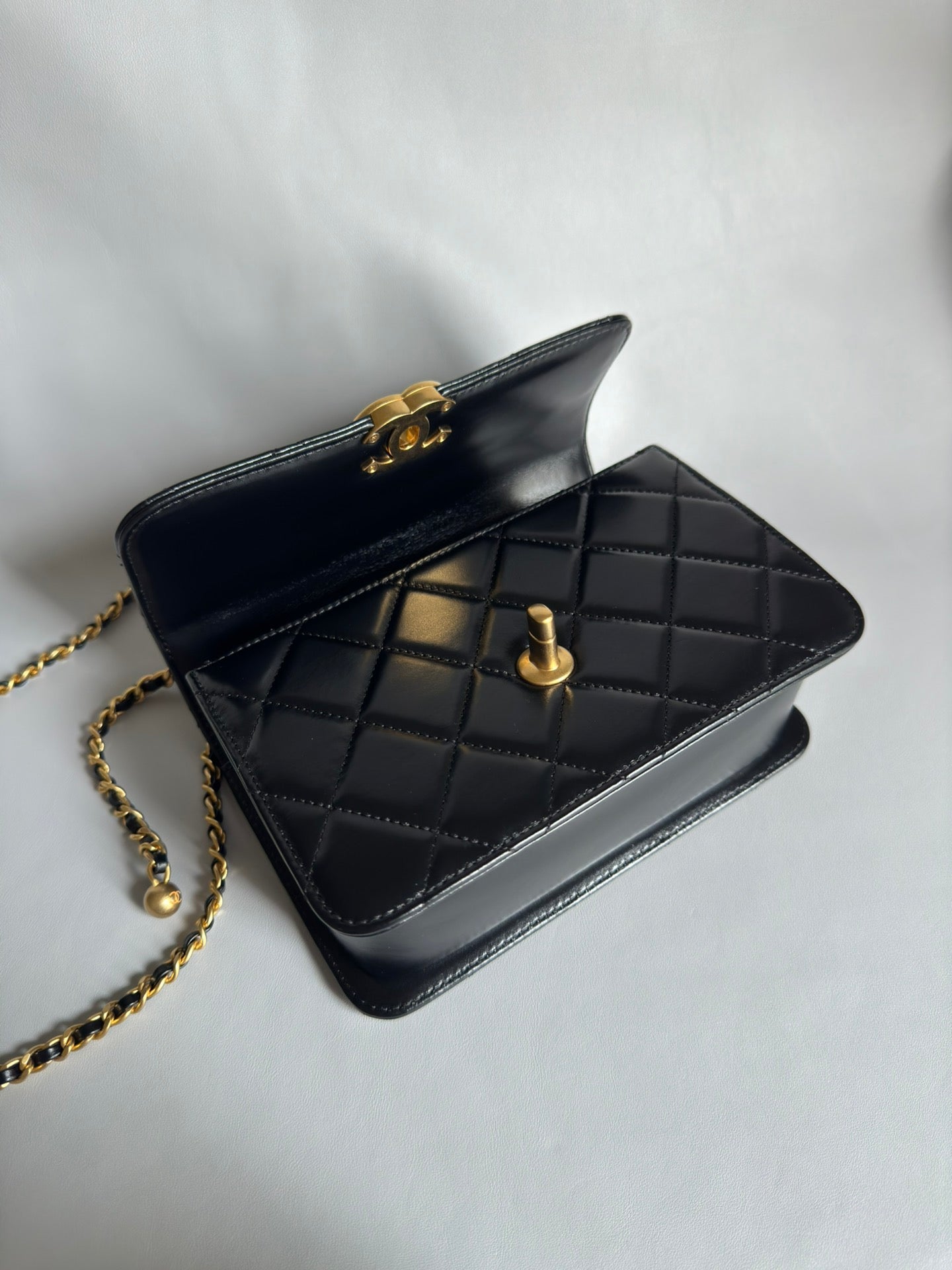 CHANEL-25S  Double Flap golden/sliver