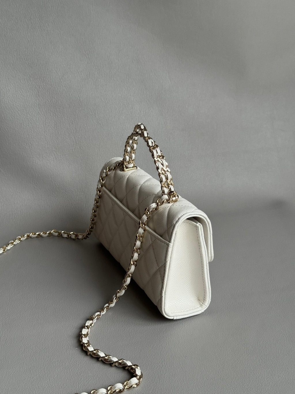 CHANEL-25S kelly bag golden/sliver