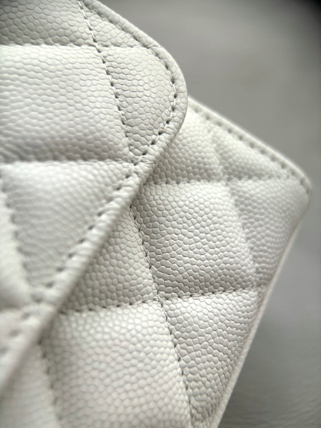 CHANEL-25S kelly bag golden/sliver