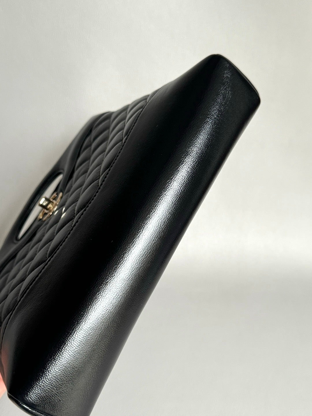 CHANEL-25P 31bag golden/sliver