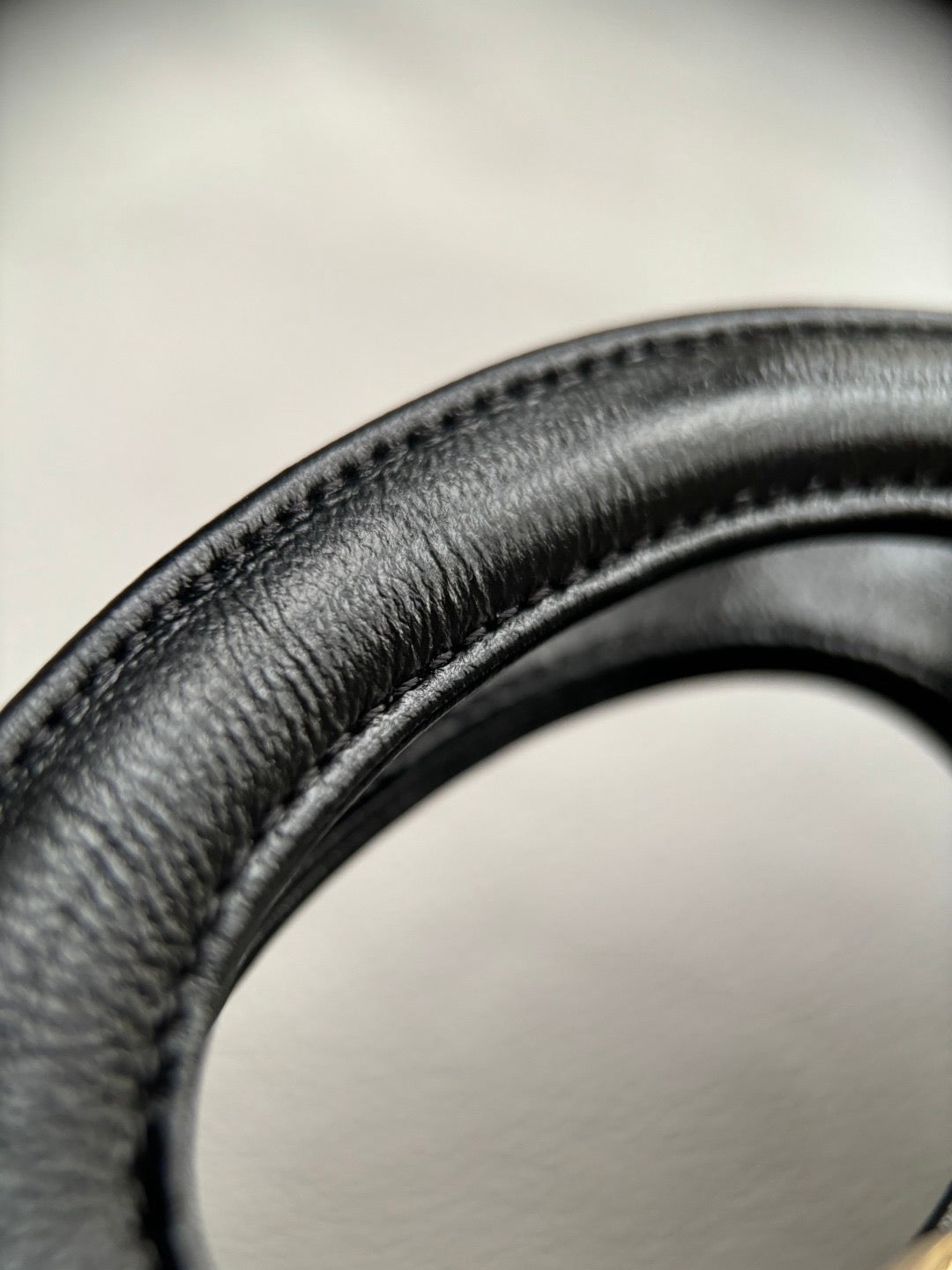 CHANEL-25P 31bag golden/sliver