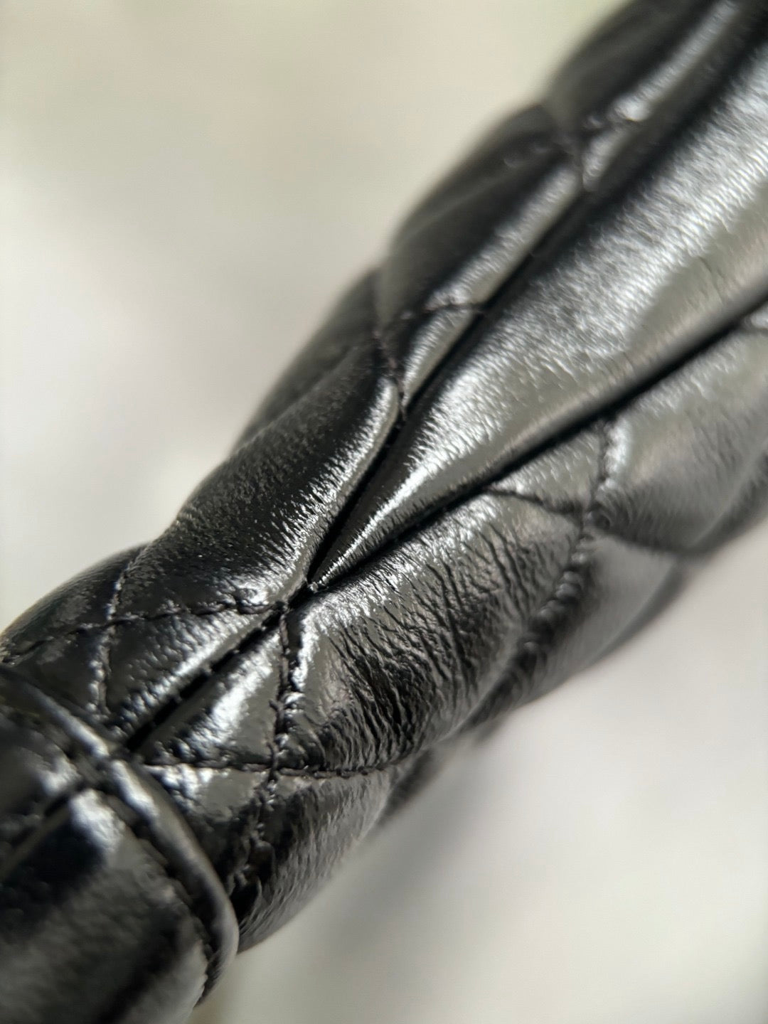 CHANEL-25P 31bag golden/sliver