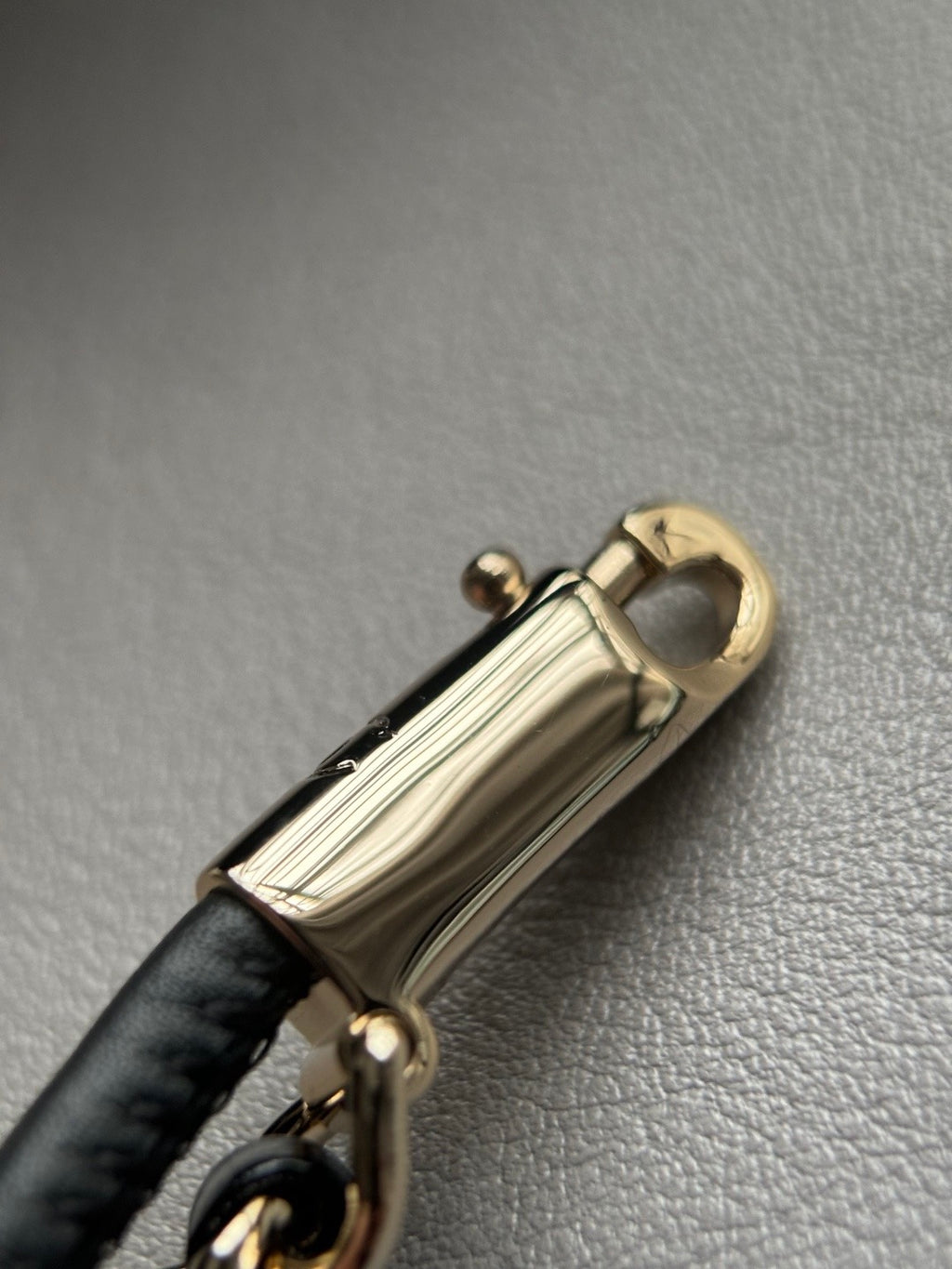 CHANEL-25P 31bag golden/sliver