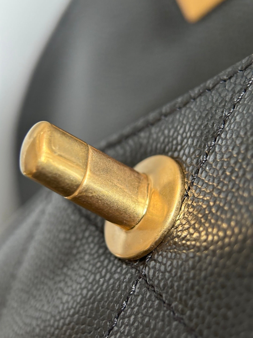 CHANEL-25P HoBo golden/sliver