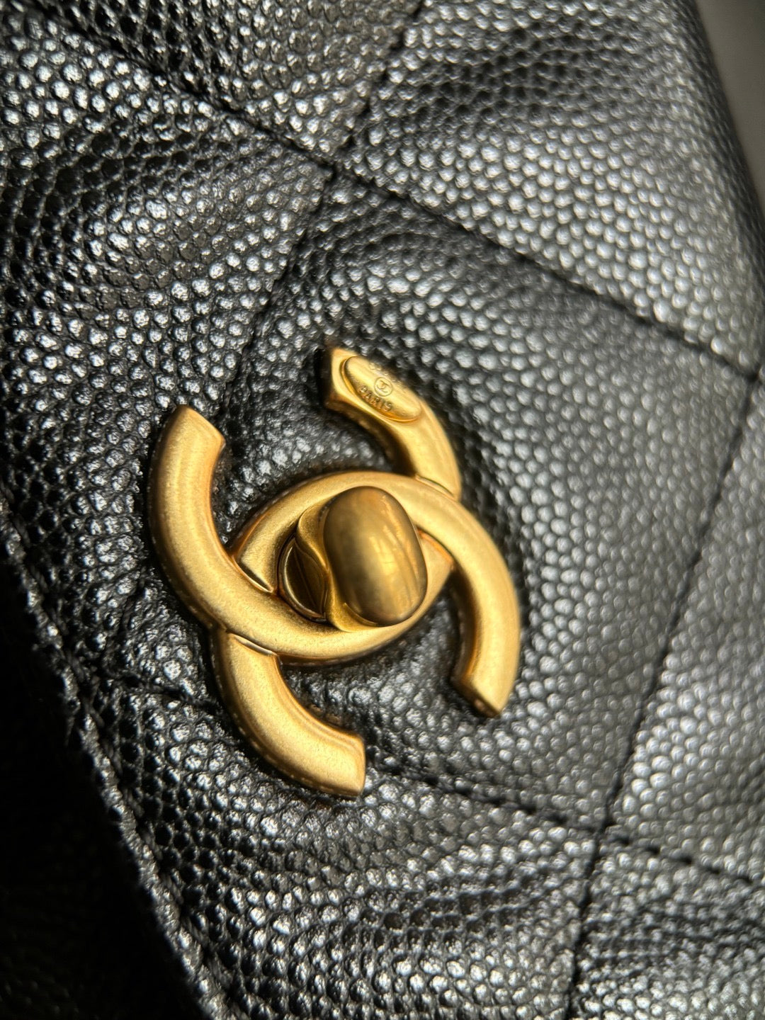 CHANEL-25P HoBo golden/sliver
