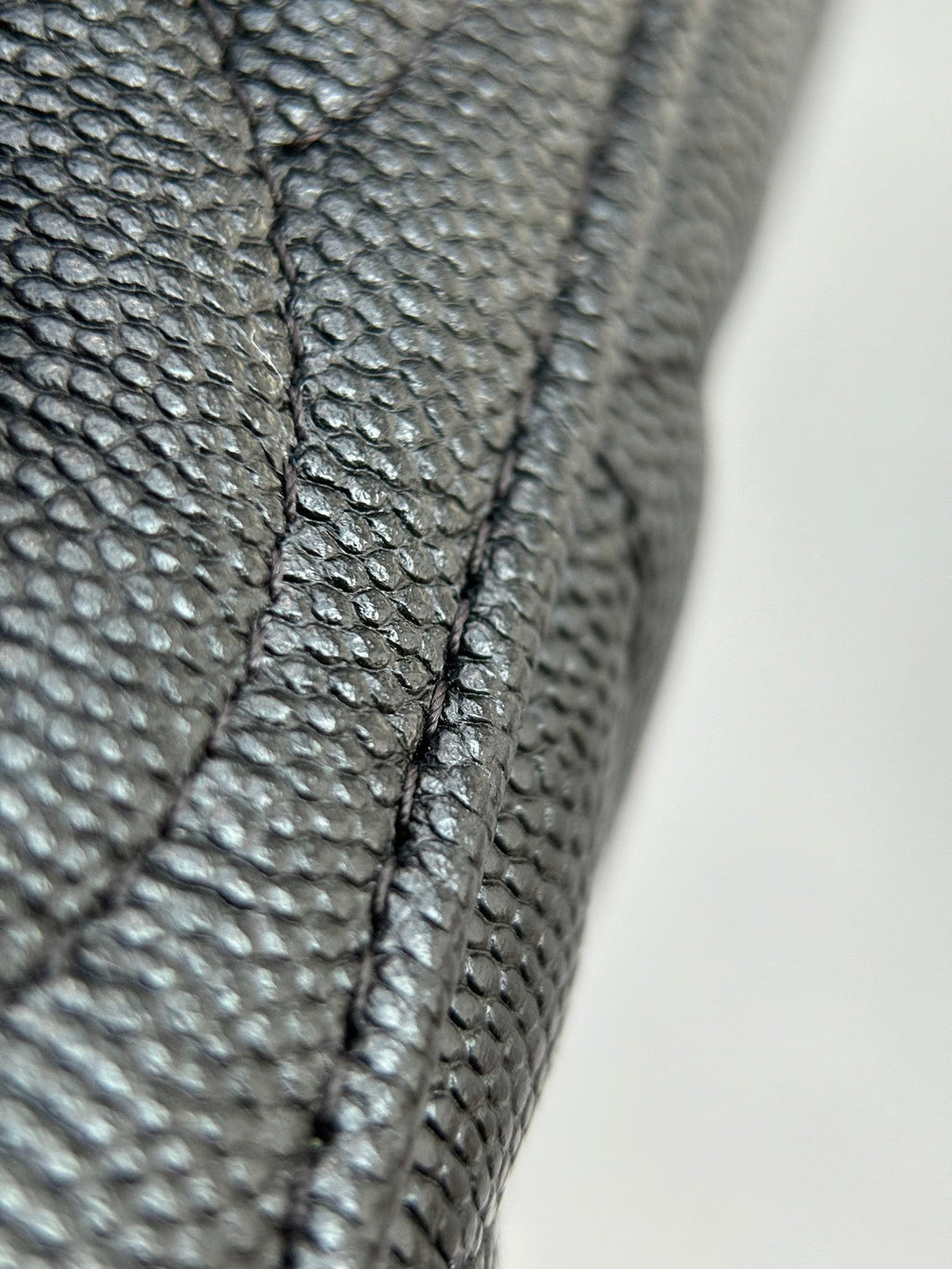 CHANEL-25C LP boxTied handle bag golden/sliver