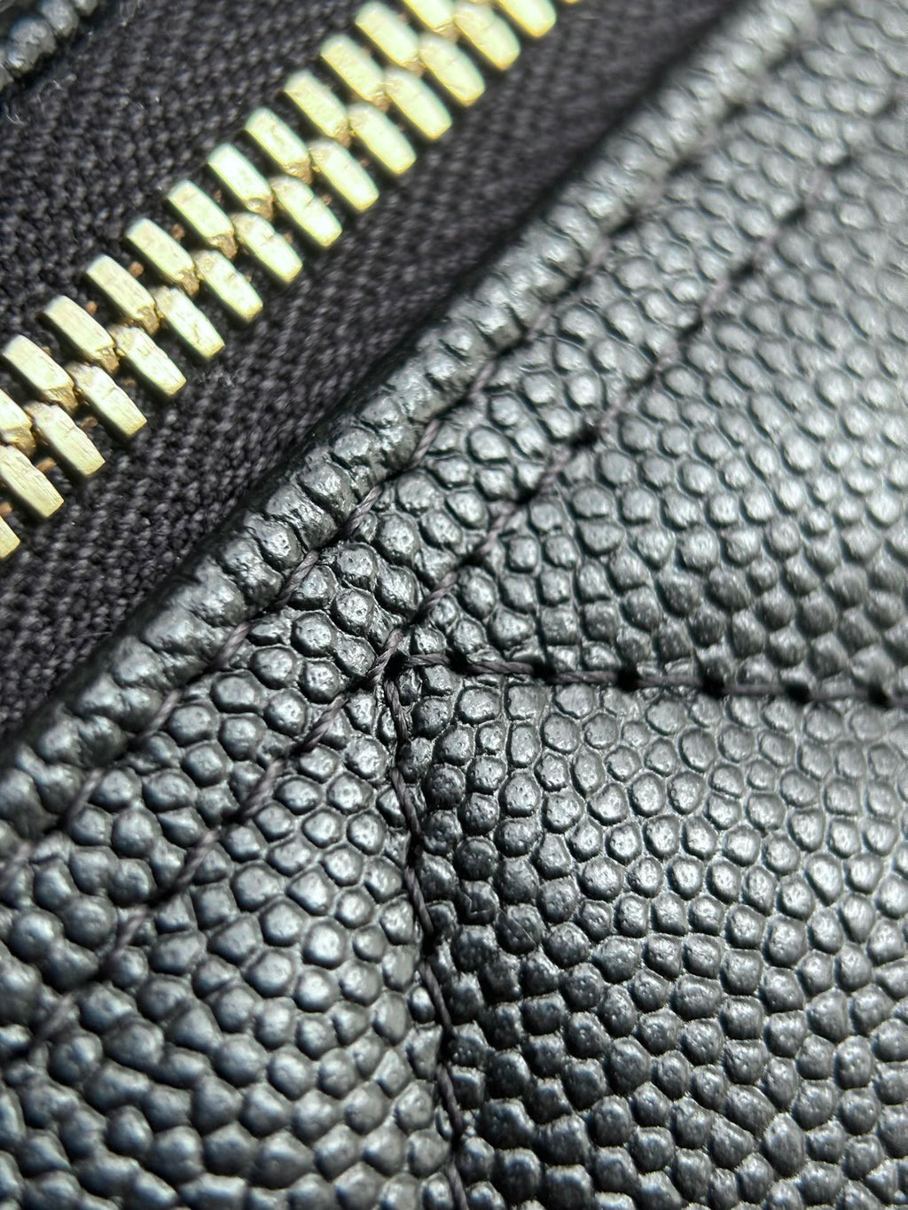 CHANEL-25C LP boxTied handle bag golden/sliver