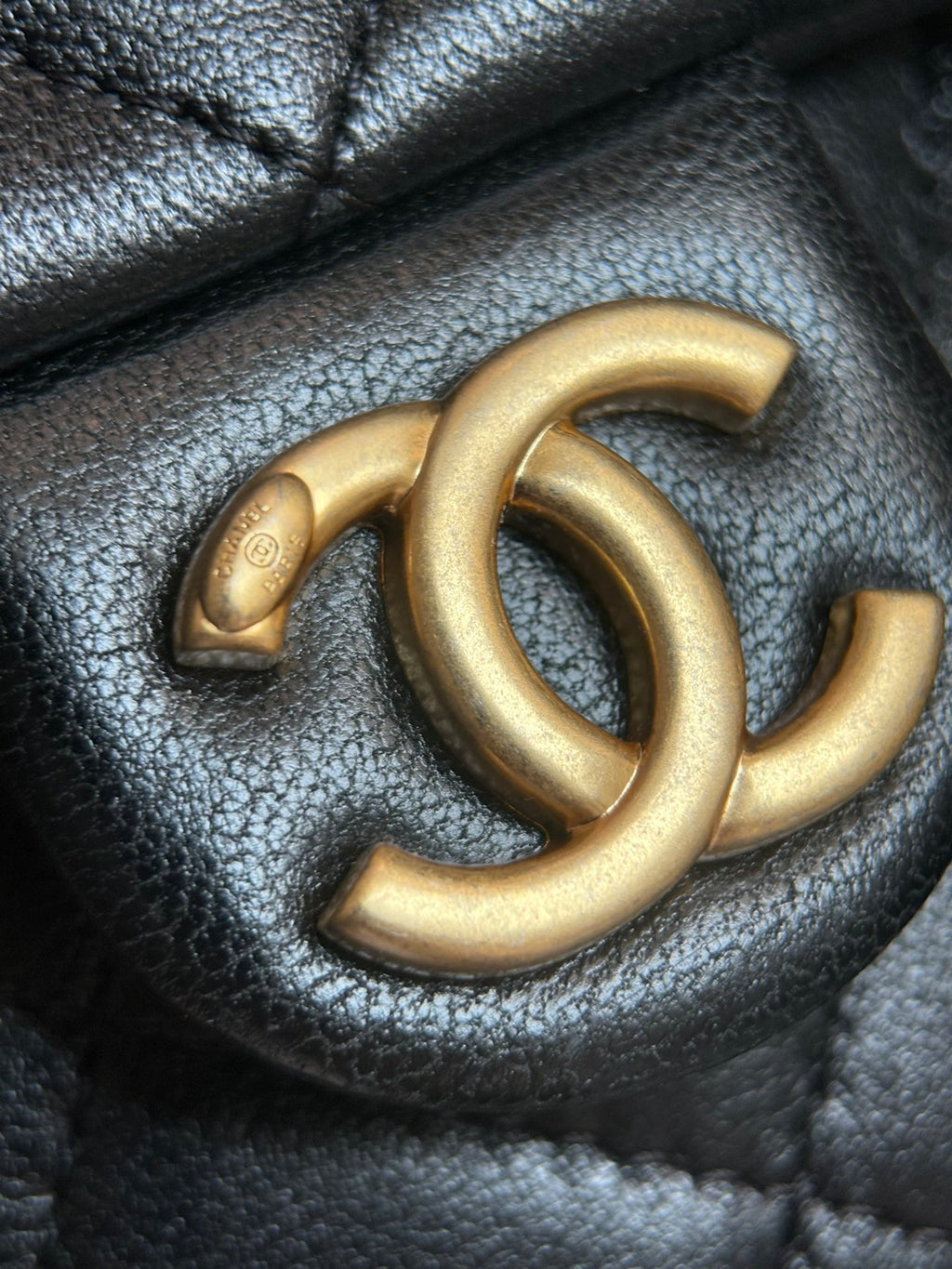 CHANEL-25C backpack golden/sliver