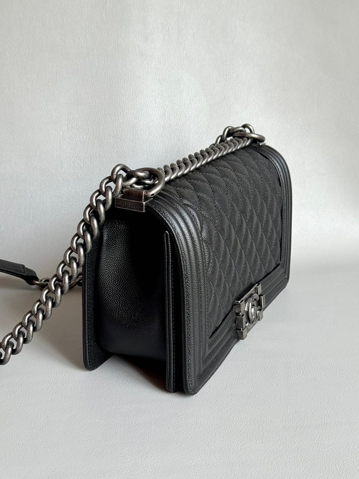 CHANEL-25C Hobo golden/sliver