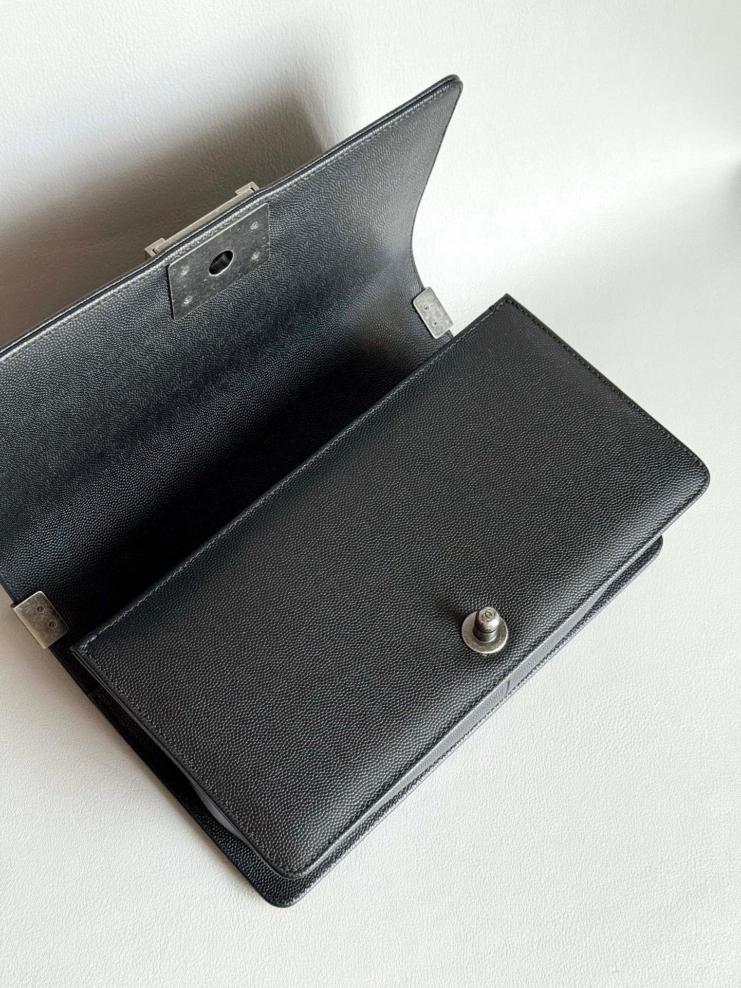 CHANEL-25C Hobo golden/sliver