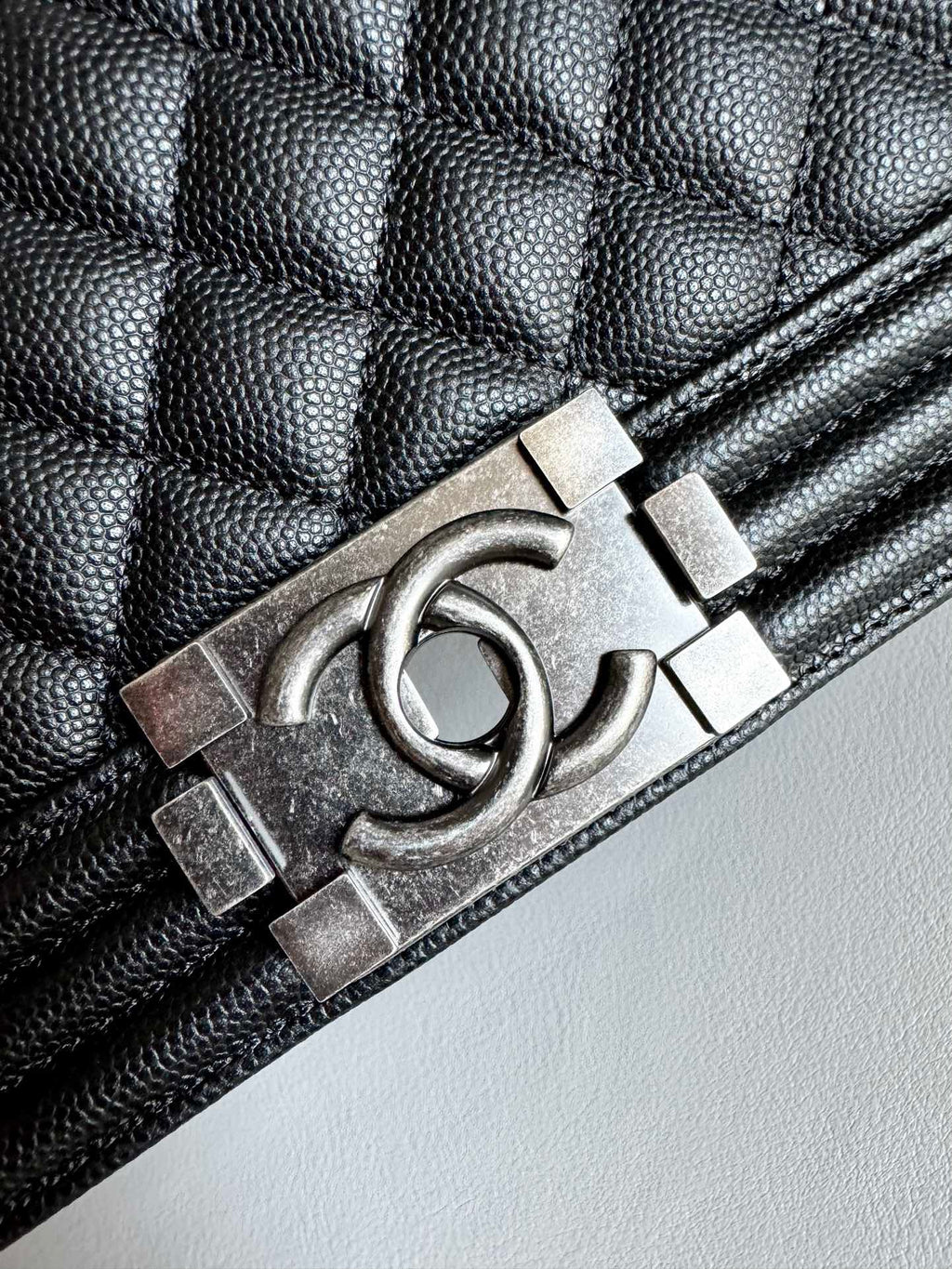 CHANEL-25C Hobo golden/sliver